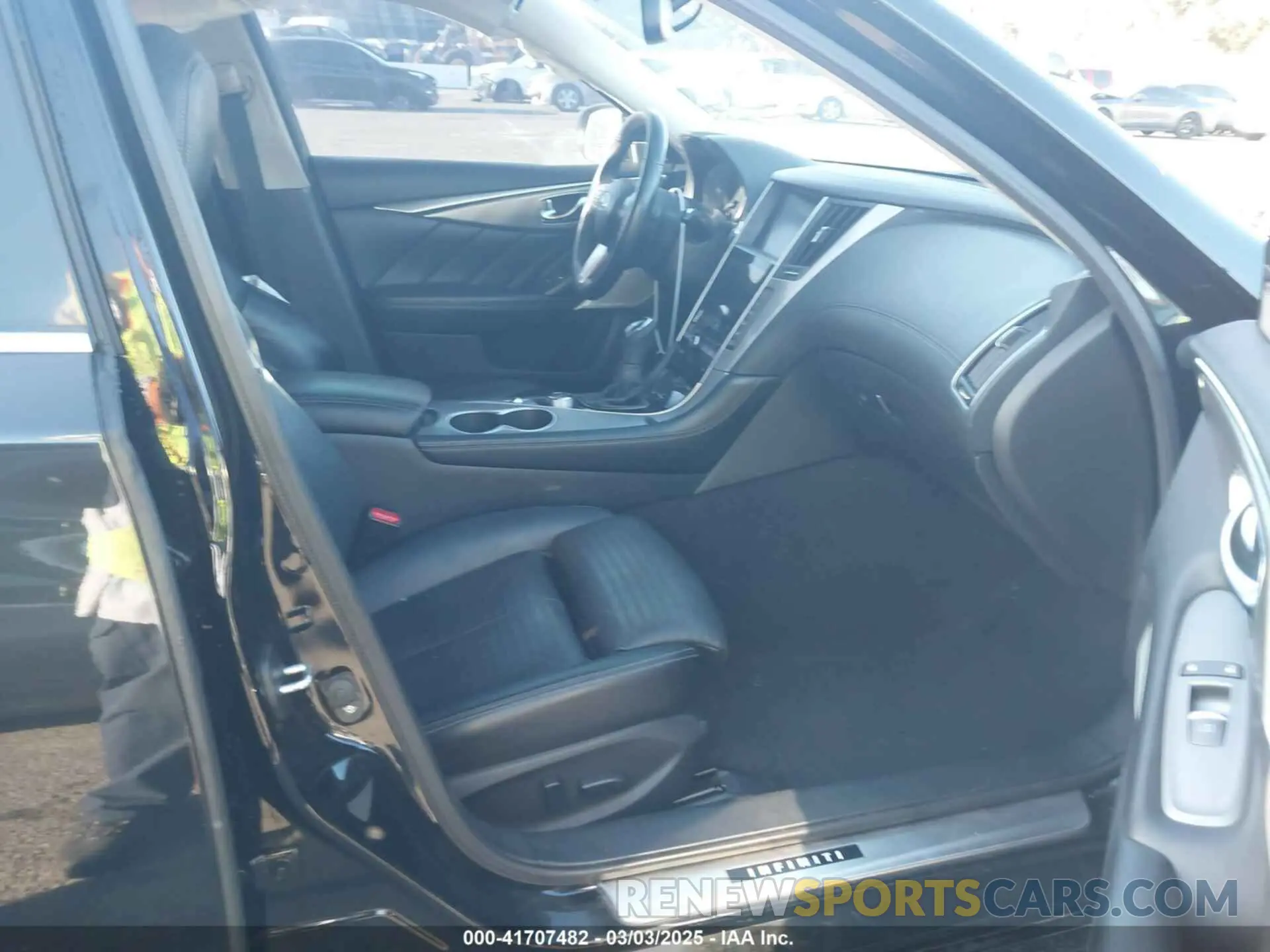 5 fotografías del automóvil dañado JN1EV7AP0LM201375 INFINITI Q50 2020