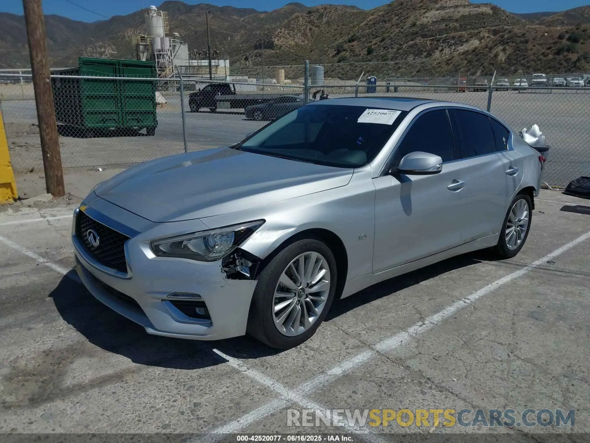 2 fotografías del automóvil dañado JN1EV7AP0LM203949 INFINITI Q50 2020