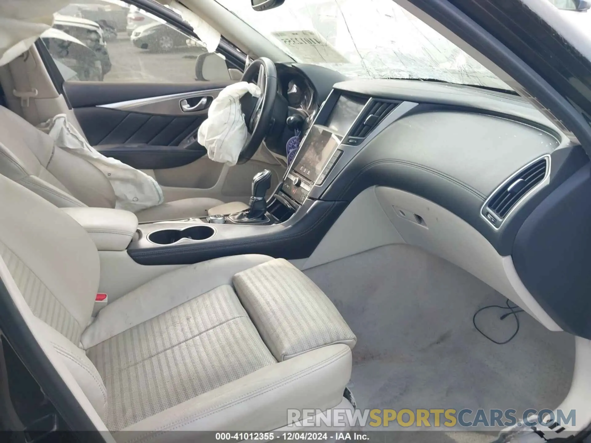 5 fotografías del automóvil dañado JN1EV7AP1LM200977 INFINITI Q50 2020