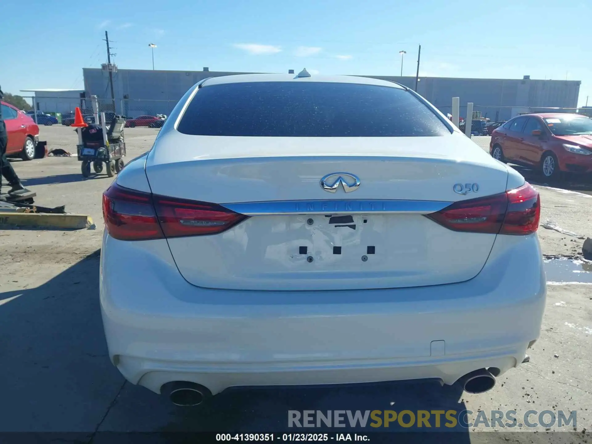 16 fotografías del automóvil dañado JN1EV7AP1LM205306 INFINITI Q50 2020
