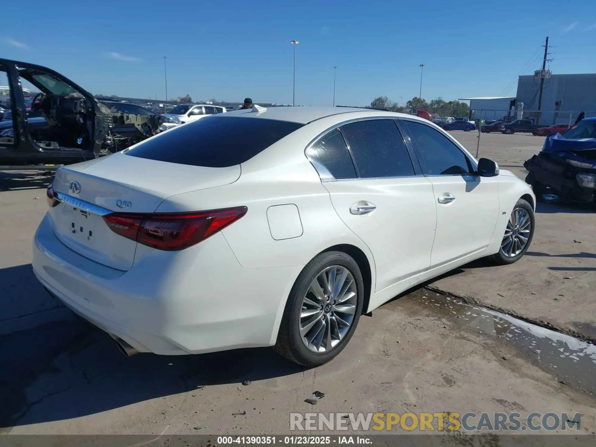 4 fotografías del automóvil dañado JN1EV7AP1LM205306 INFINITI Q50 2020