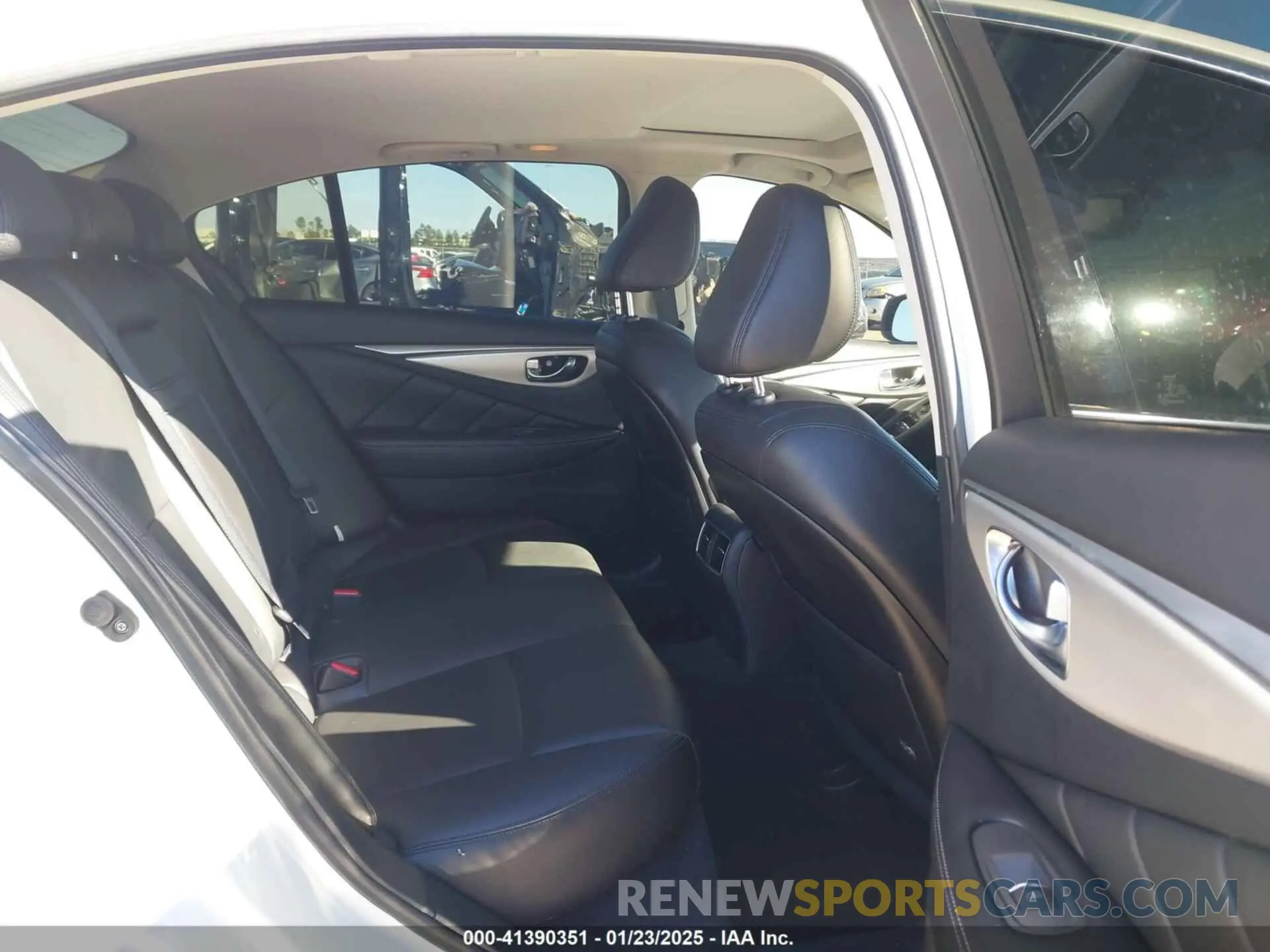 8 fotografías del automóvil dañado JN1EV7AP1LM205306 INFINITI Q50 2020