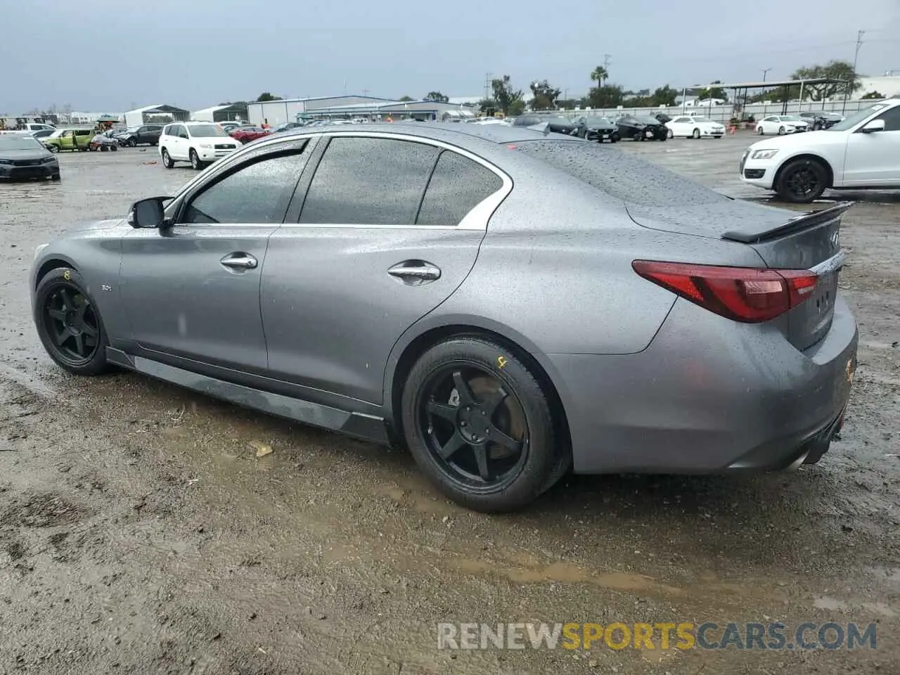 2 fotografías del automóvil dañado JN1EV7AP3LM203637 INFINITI Q50 2020