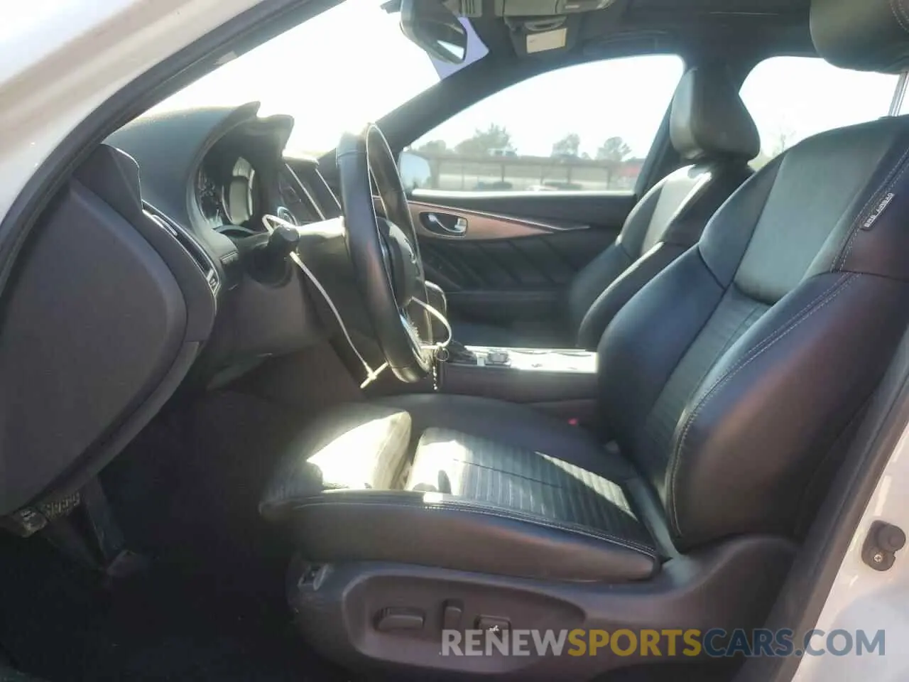 7 fotografías del automóvil dañado JN1EV7AP3LM204657 INFINITI Q50 2020