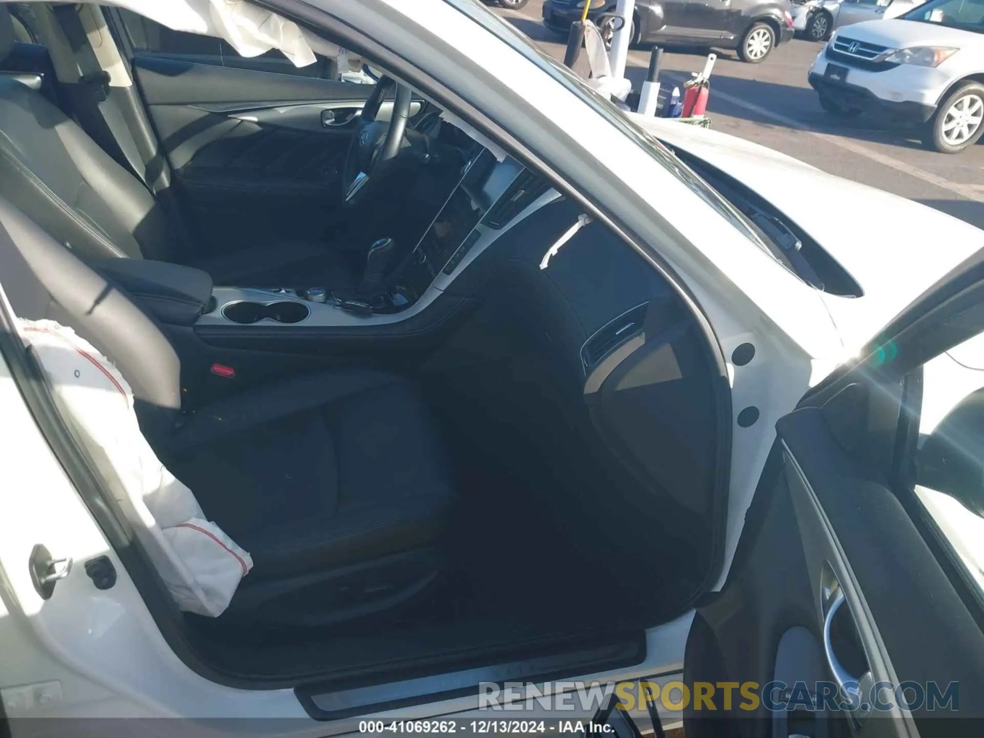 5 fotografías del automóvil dañado JN1EV7AP4LM206367 INFINITI Q50 2020