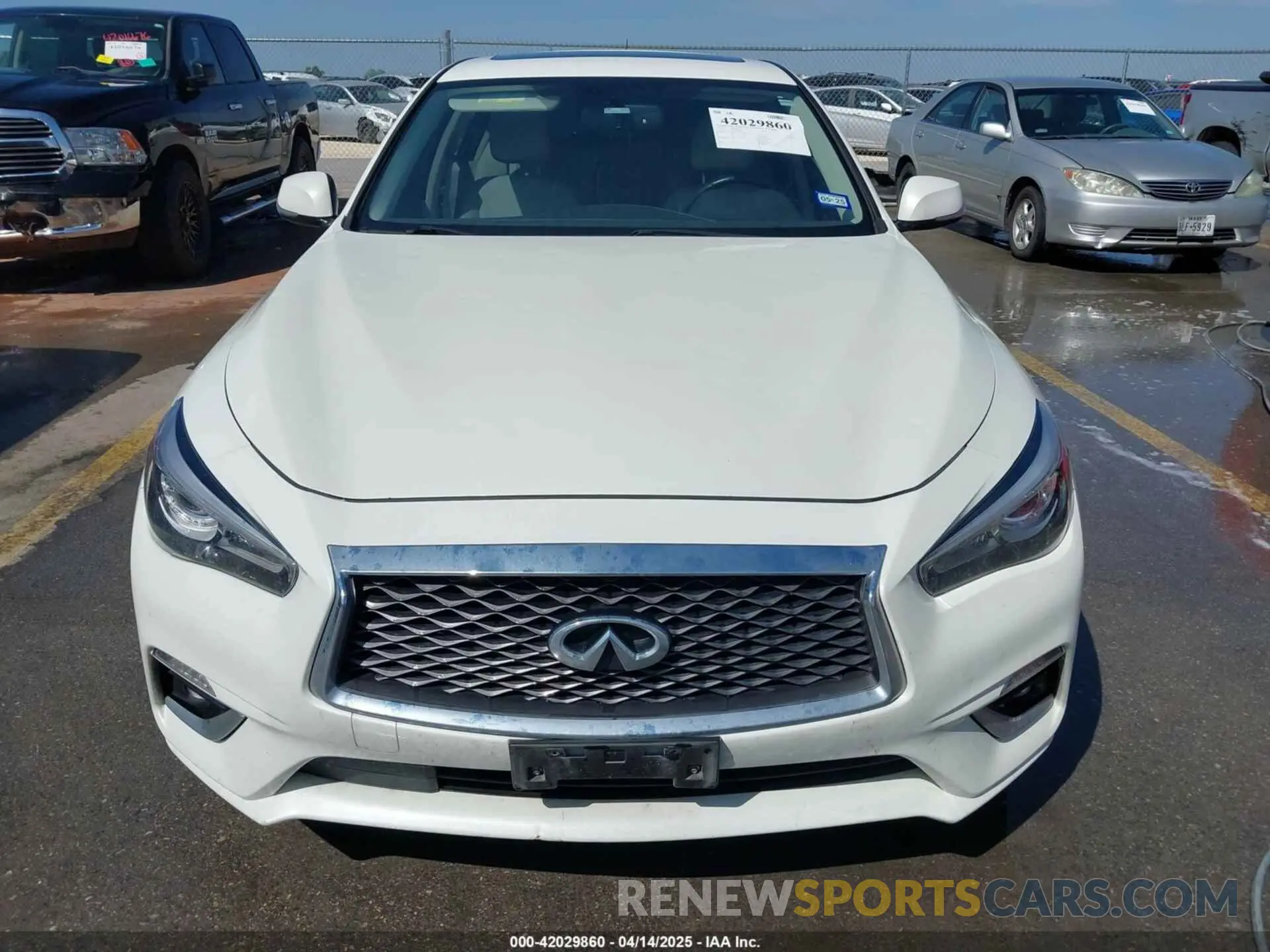 12 fotografías del automóvil dañado JN1EV7AP5LM206023 INFINITI Q50 2020