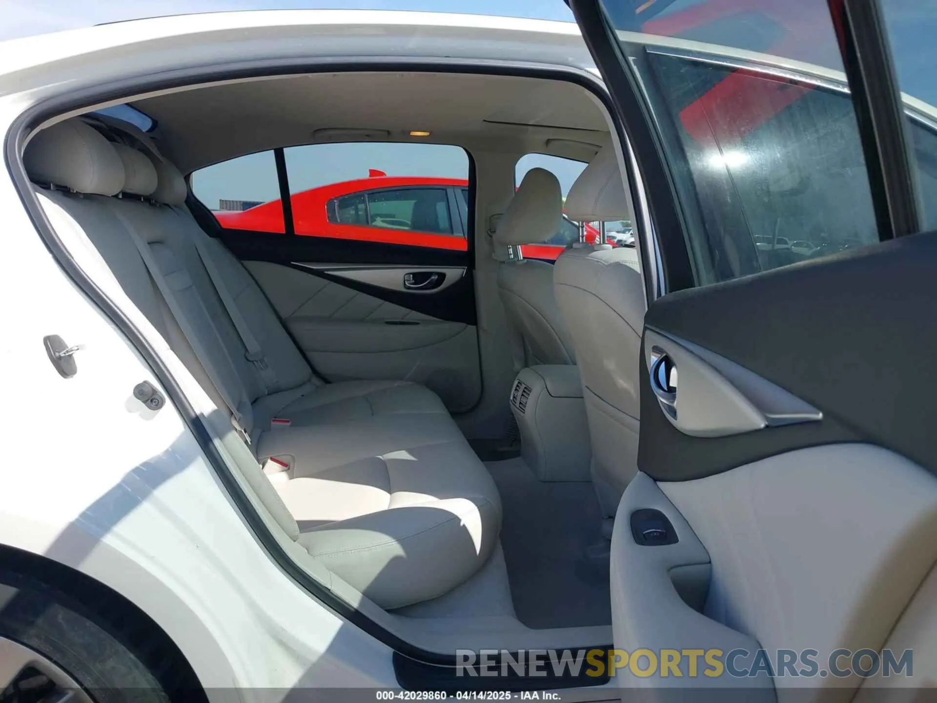 8 fotografías del automóvil dañado JN1EV7AP5LM206023 INFINITI Q50 2020