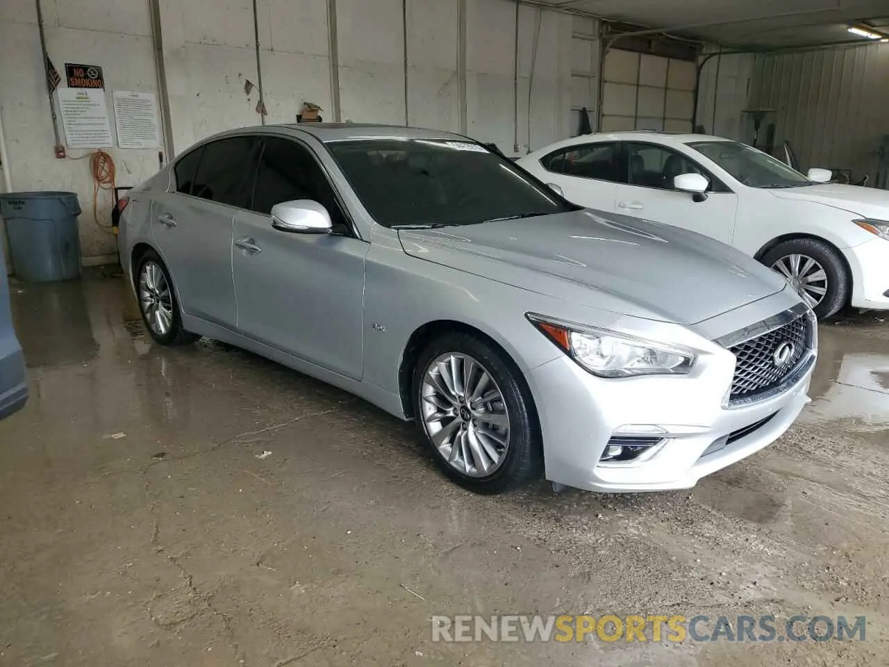 4 fotografías del automóvil dañado JN1EV7AP5LM206636 INFINITI Q50 2020