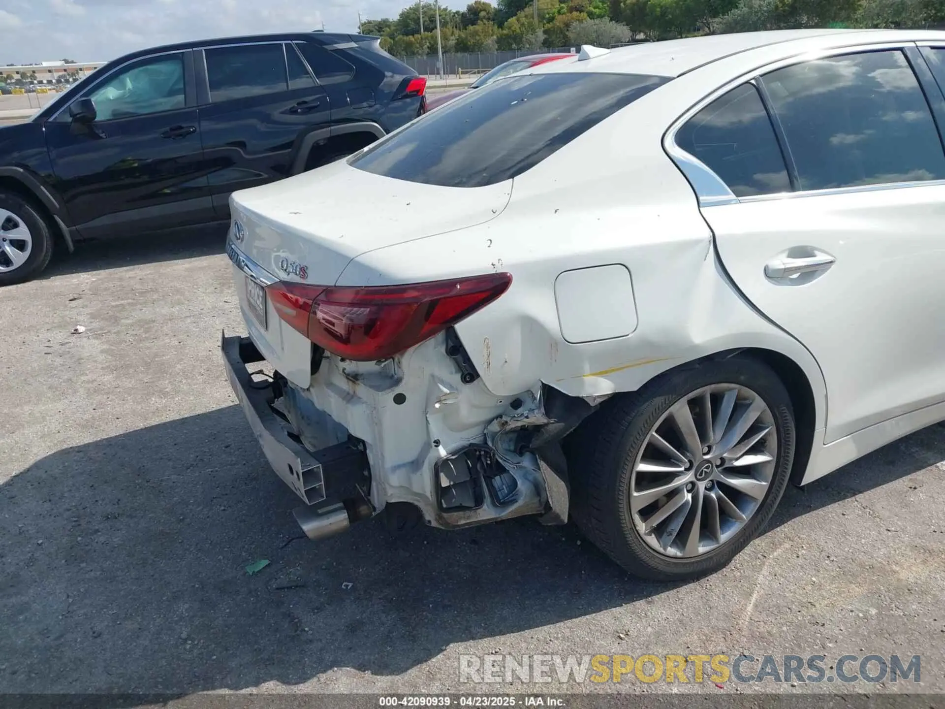 6 fotografías del automóvil dañado JN1EV7AP6LM201462 INFINITI Q50 2020