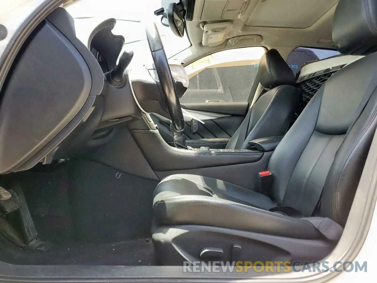 7 fotografías del automóvil dañado JN1EV7AP6LM206273 INFINITI Q50 2020