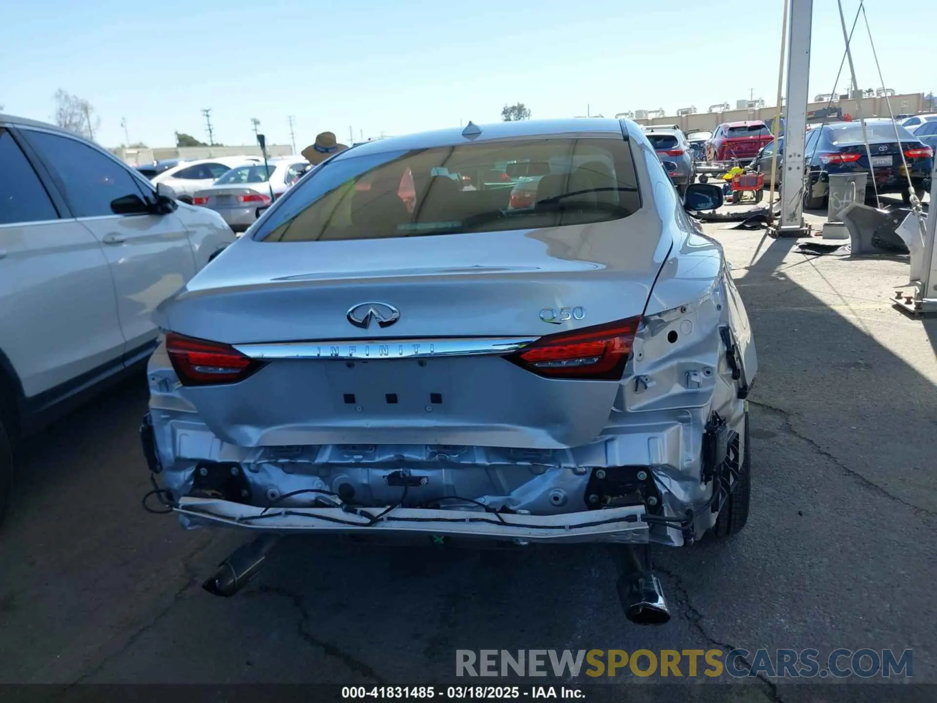 17 fotografías del automóvil dañado JN1EV7AP9LM203769 INFINITI Q50 2020