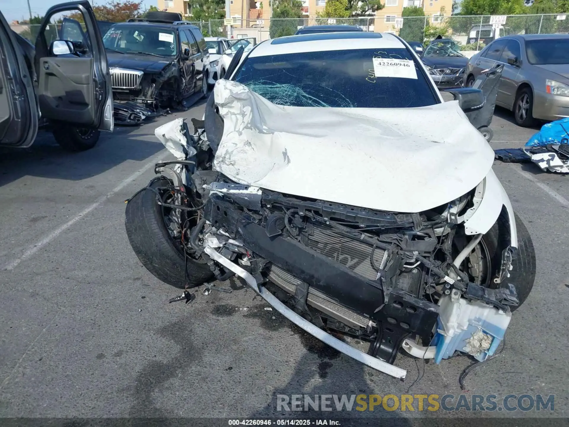 11 fotografías del automóvil dañado JN1EV7AP9LM203951 INFINITI Q50 2020
