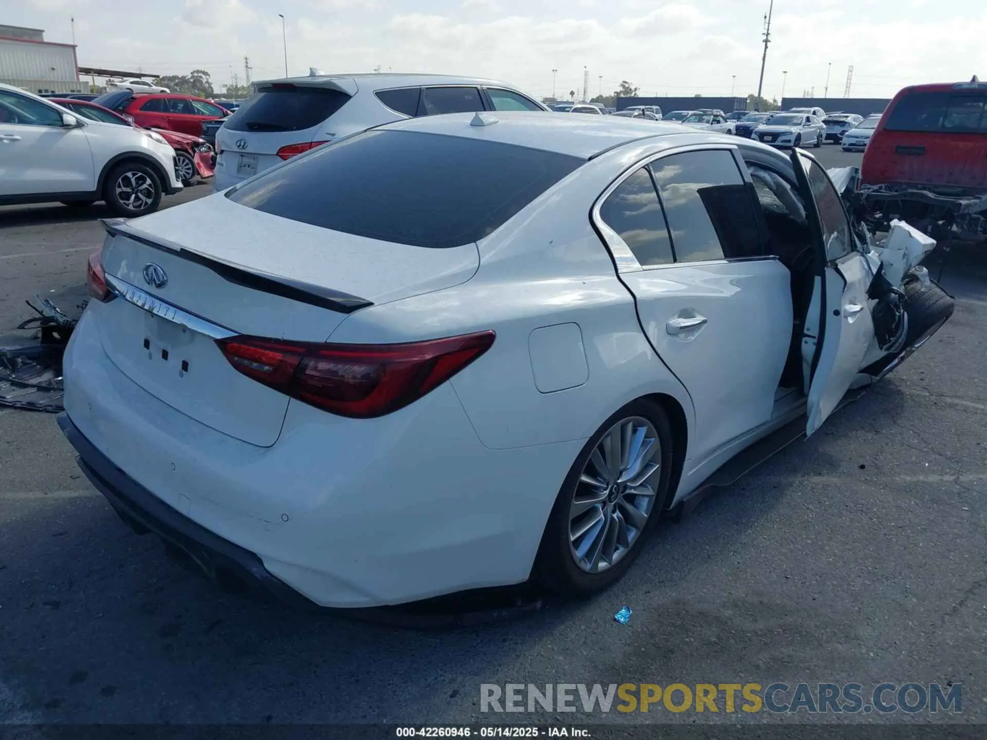 4 fotografías del automóvil dañado JN1EV7AP9LM203951 INFINITI Q50 2020