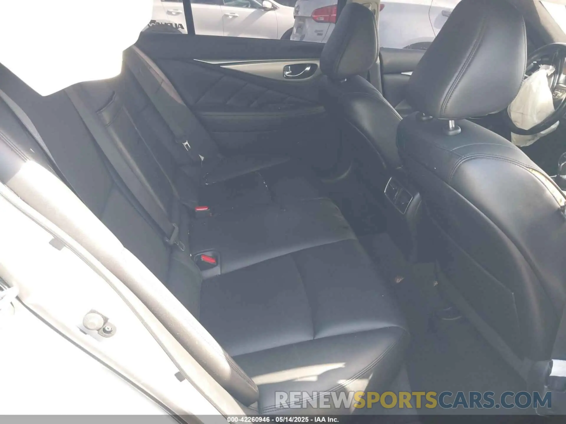 8 fotografías del automóvil dañado JN1EV7AP9LM203951 INFINITI Q50 2020