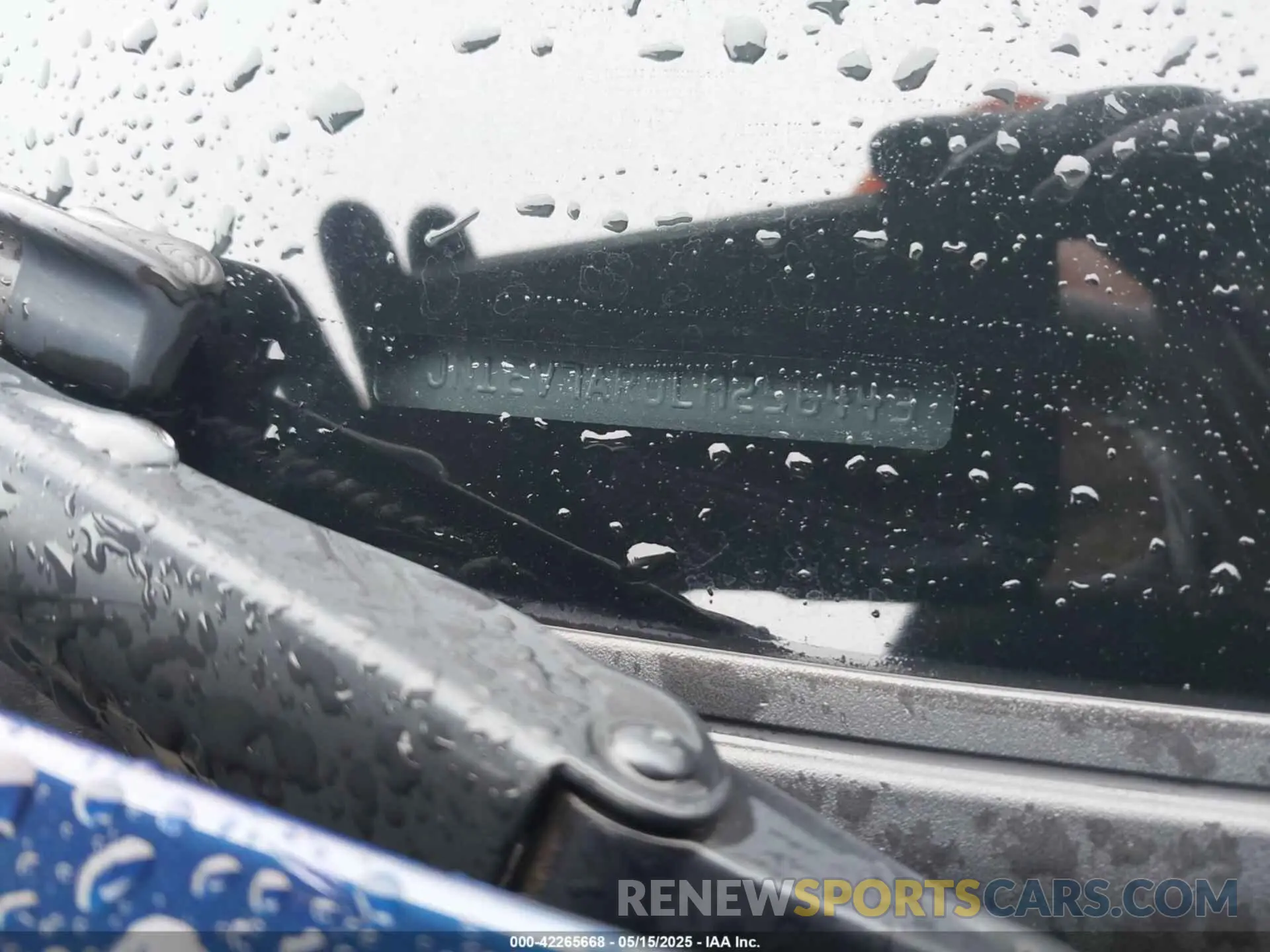 16 fotografías del automóvil dañado JN1EV7AR0LM256443 INFINITI Q50 2020