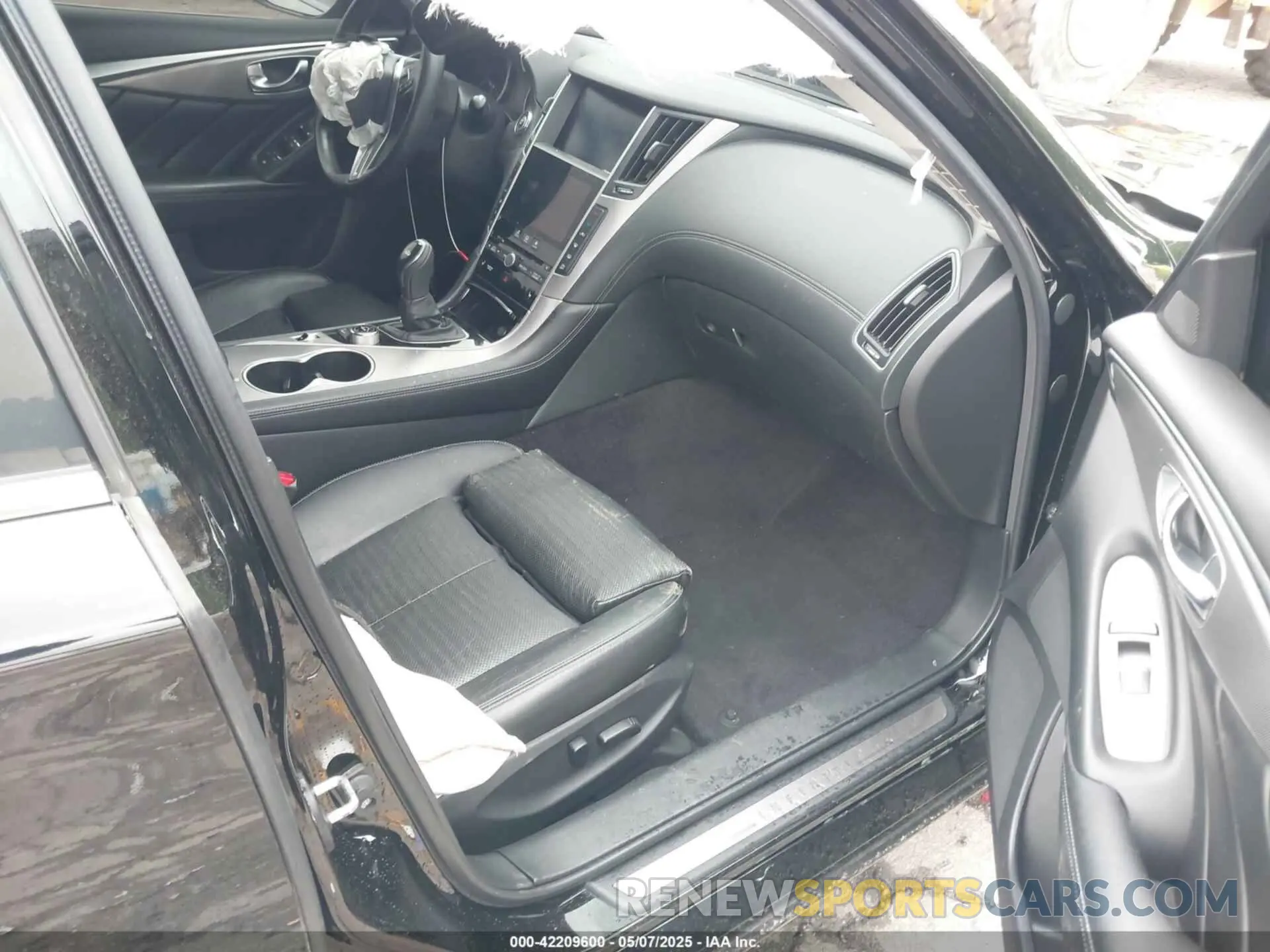 5 fotografías del automóvil dañado JN1EV7AR3LM254332 INFINITI Q50 2020