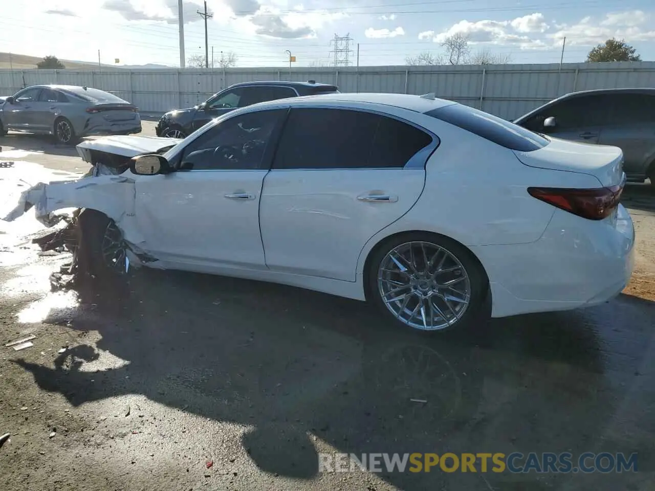 2 fotografías del automóvil dañado JN1EV7AR6LM250968 INFINITI Q50 2020