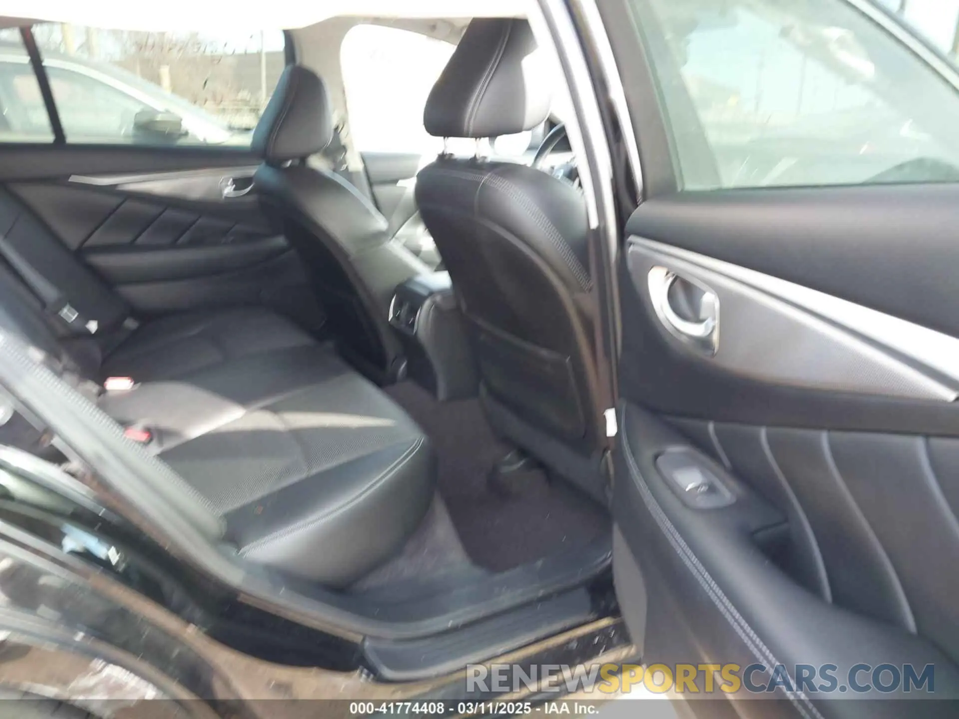 8 fotografías del automóvil dañado JN1EV7AR8LM254553 INFINITI Q50 2020