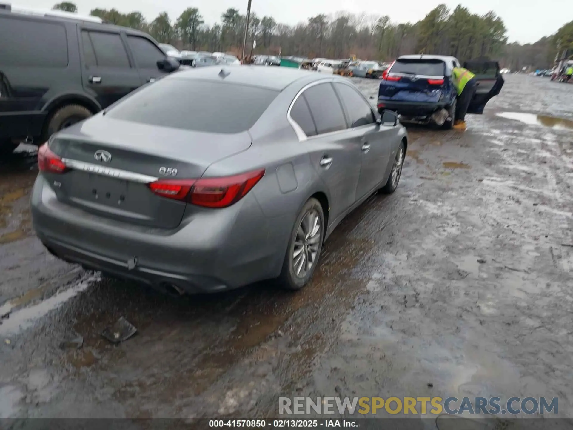4 fotografías del automóvil dañado JN1EV7AR9LM251709 INFINITI Q50 2020