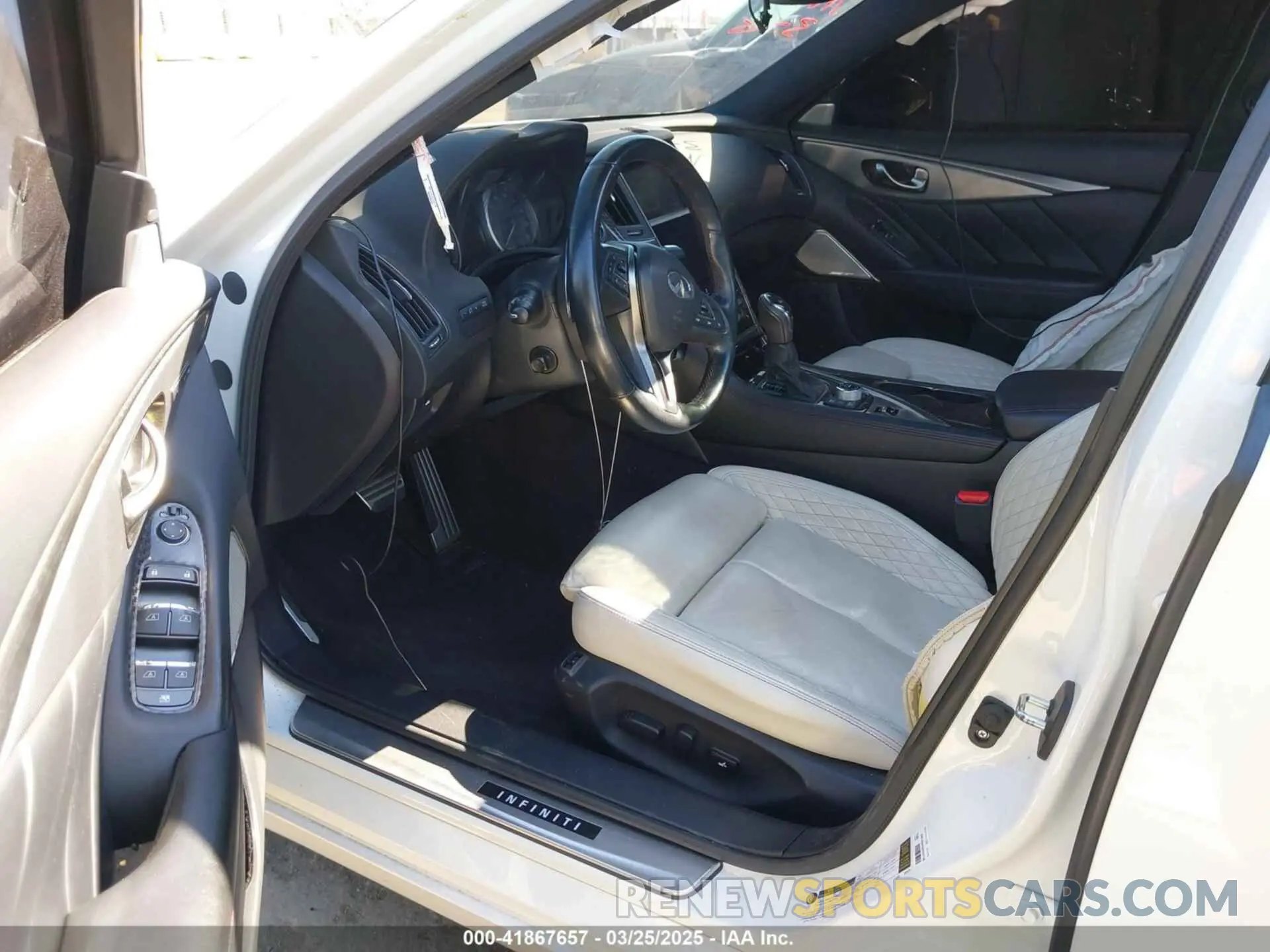 5 fotografías del automóvil dañado JN1FV7APXLM630253 INFINITI Q50 2020