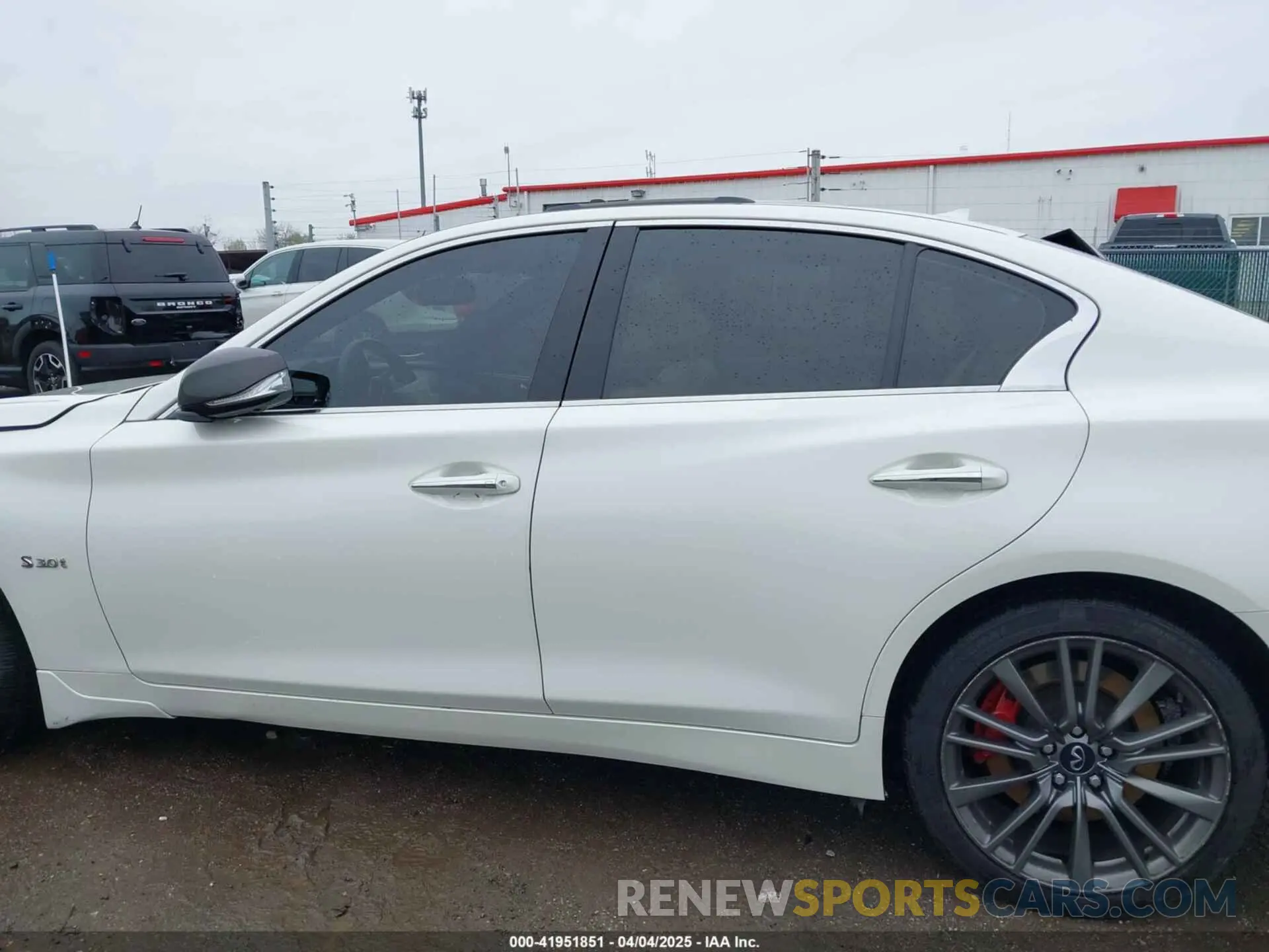 14 fotografías del automóvil dañado JN1FV7AR0LM660315 INFINITI Q50 2020