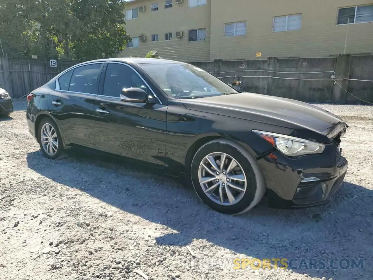 4 fotografías del automóvil dañado JN1EV7AP1MM701174 INFINITI Q50 2021