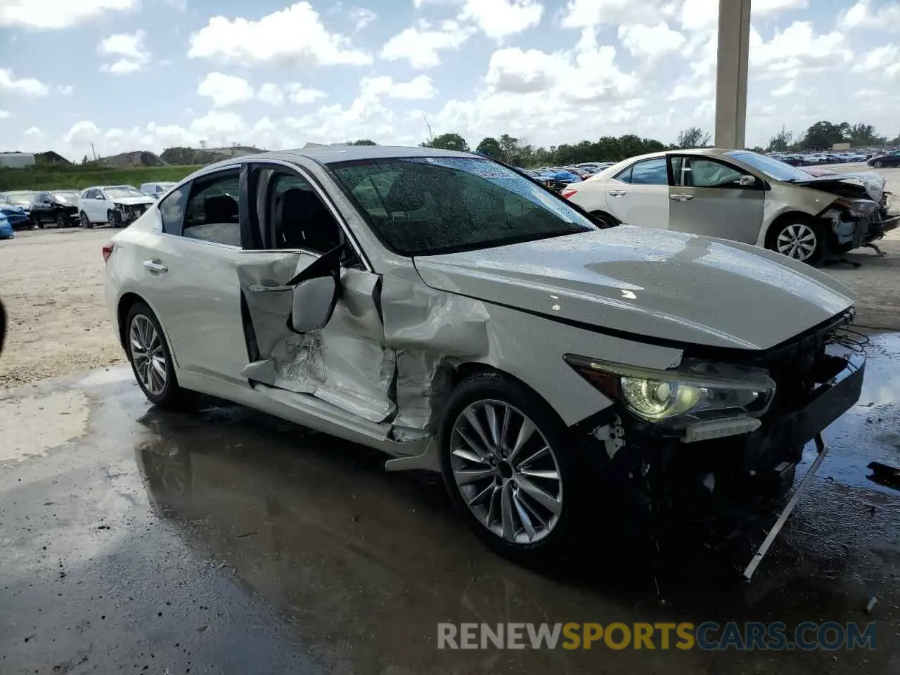 4 fotografías del automóvil dañado JN1EV7AP3MM704352 INFINITI Q50 2021