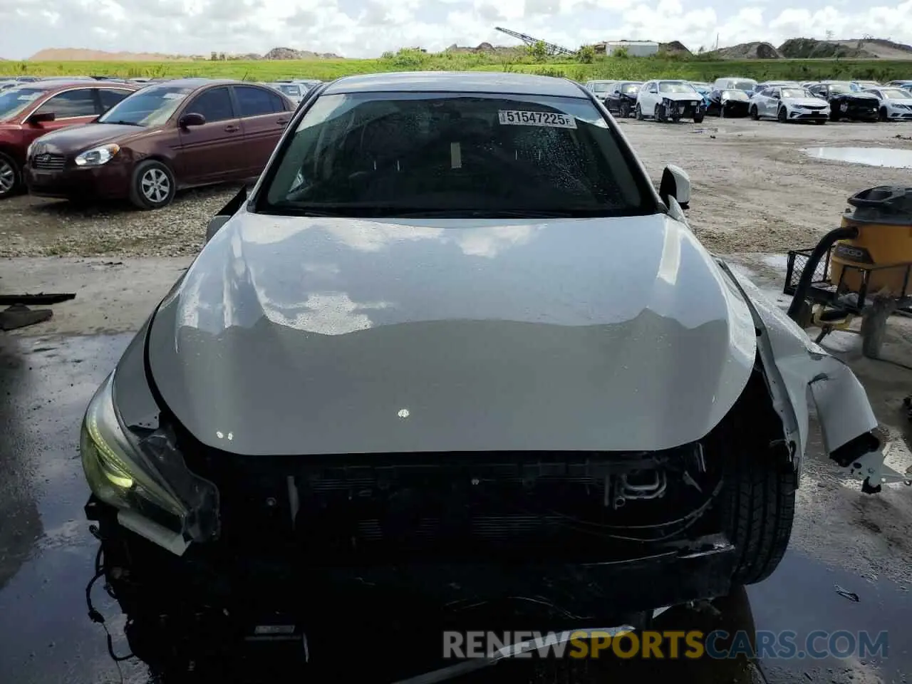 5 fotografías del automóvil dañado JN1EV7AP3MM704352 INFINITI Q50 2021