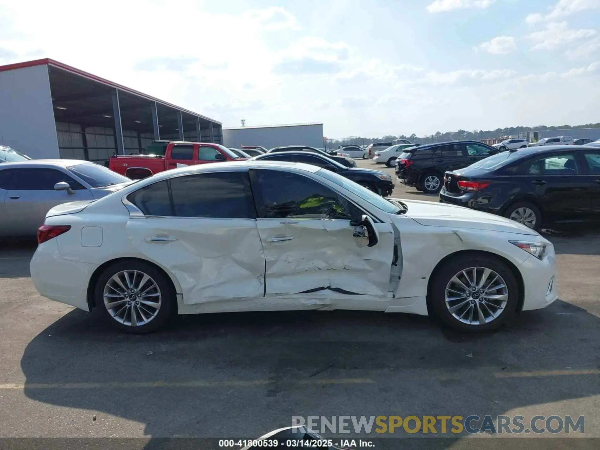 13 fotografías del automóvil dañado JN1EV7BP3MM700462 INFINITI Q50 2021