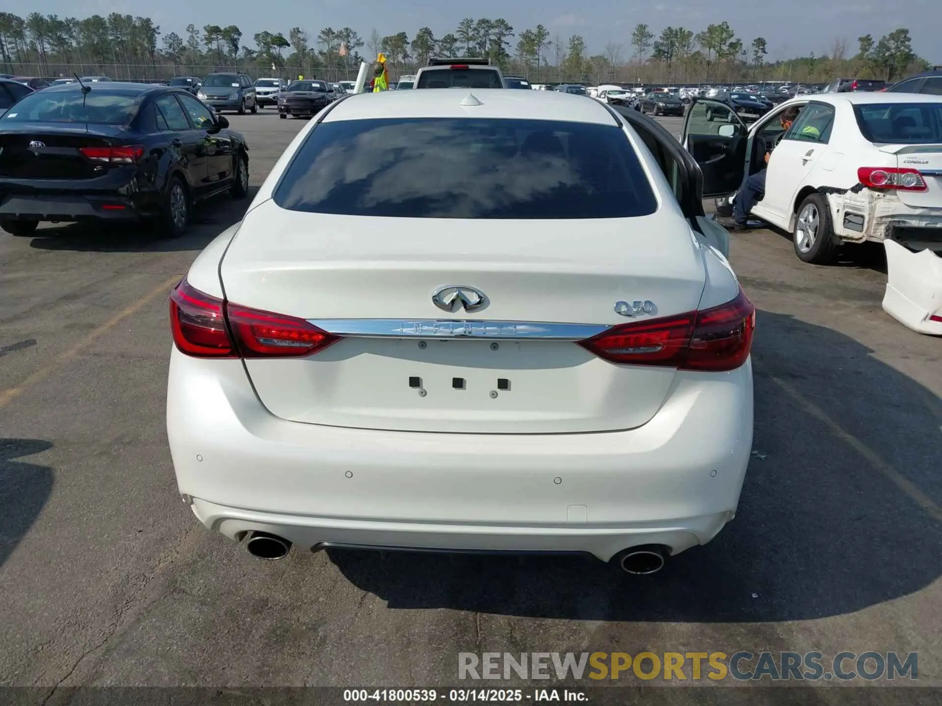 16 fotografías del automóvil dañado JN1EV7BP3MM700462 INFINITI Q50 2021