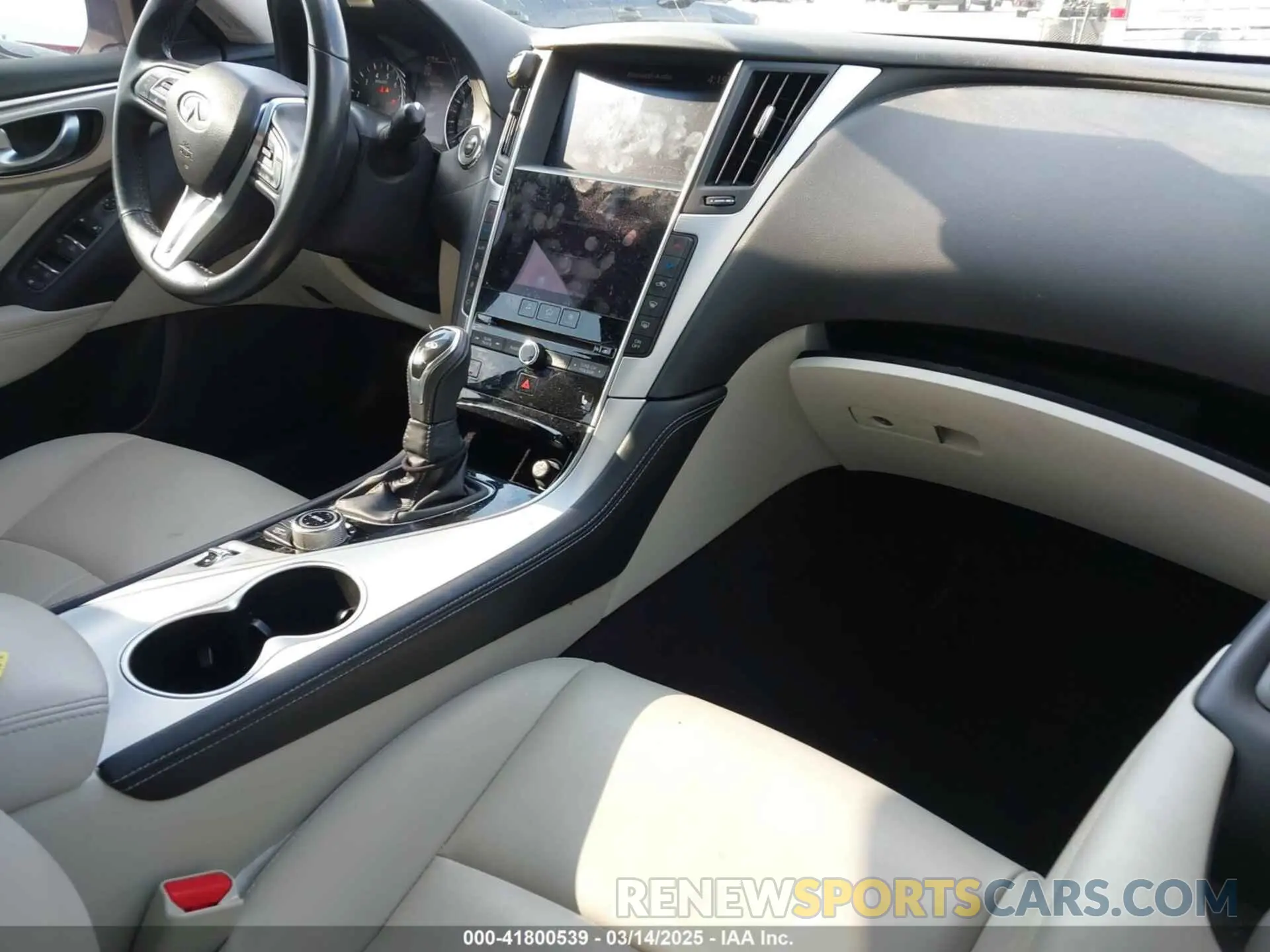 5 fotografías del automóvil dañado JN1EV7BP3MM700462 INFINITI Q50 2021