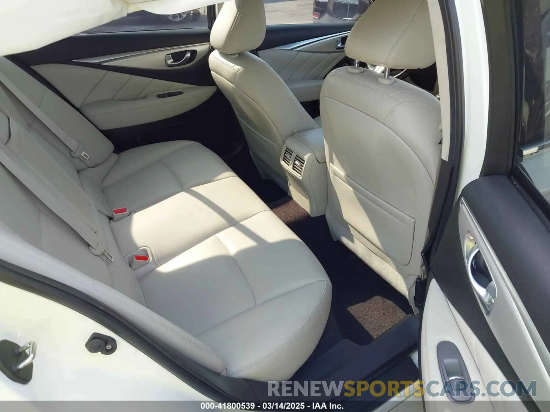 8 fotografías del automóvil dañado JN1EV7BP3MM700462 INFINITI Q50 2021