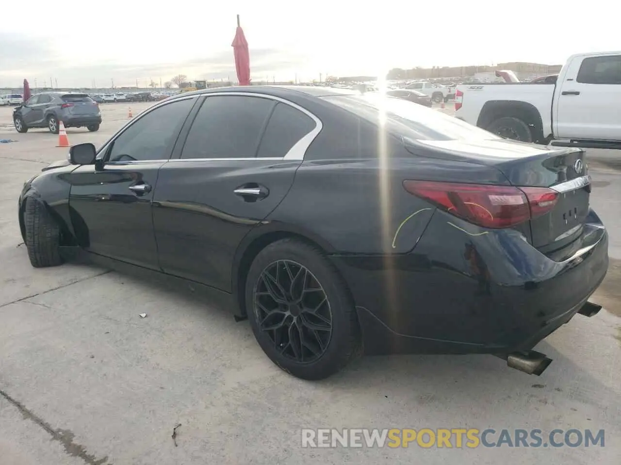2 fotografías del automóvil dañado JN1EV7BP6MM702819 INFINITI Q50 2021