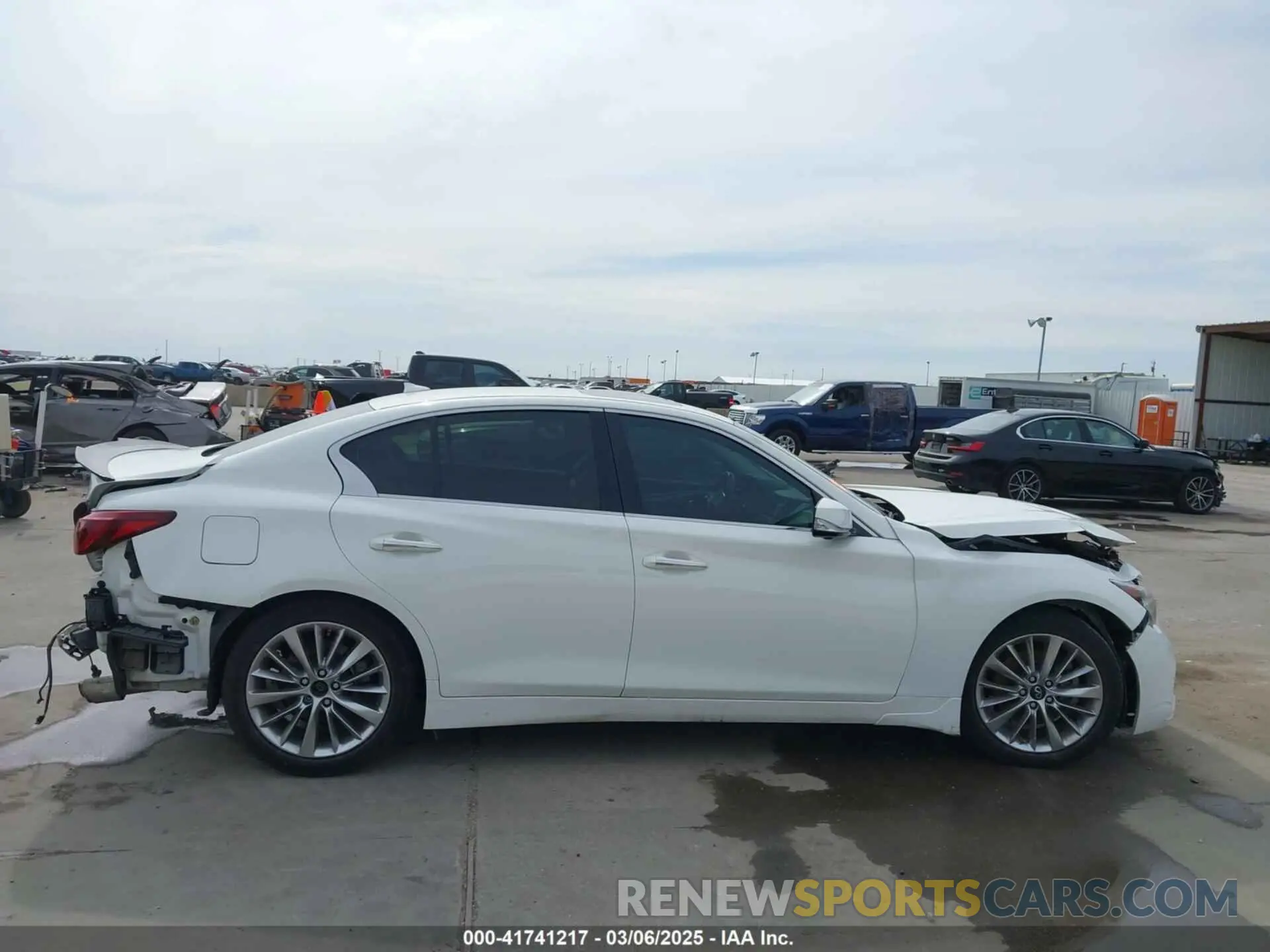12 fotografías del automóvil dañado JN1EV7BP8MM706340 INFINITI Q50 2021