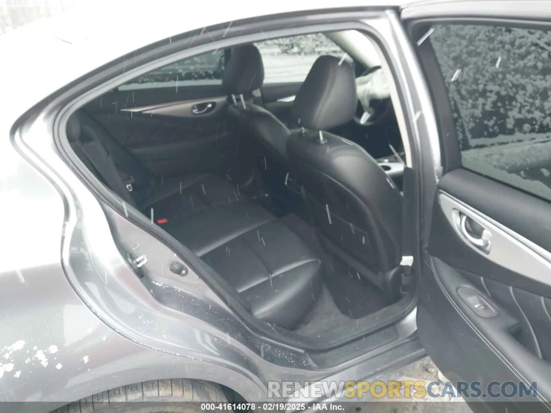 8 fotografías del automóvil dañado JN1EV7BR6MM751536 INFINITI Q50 2021