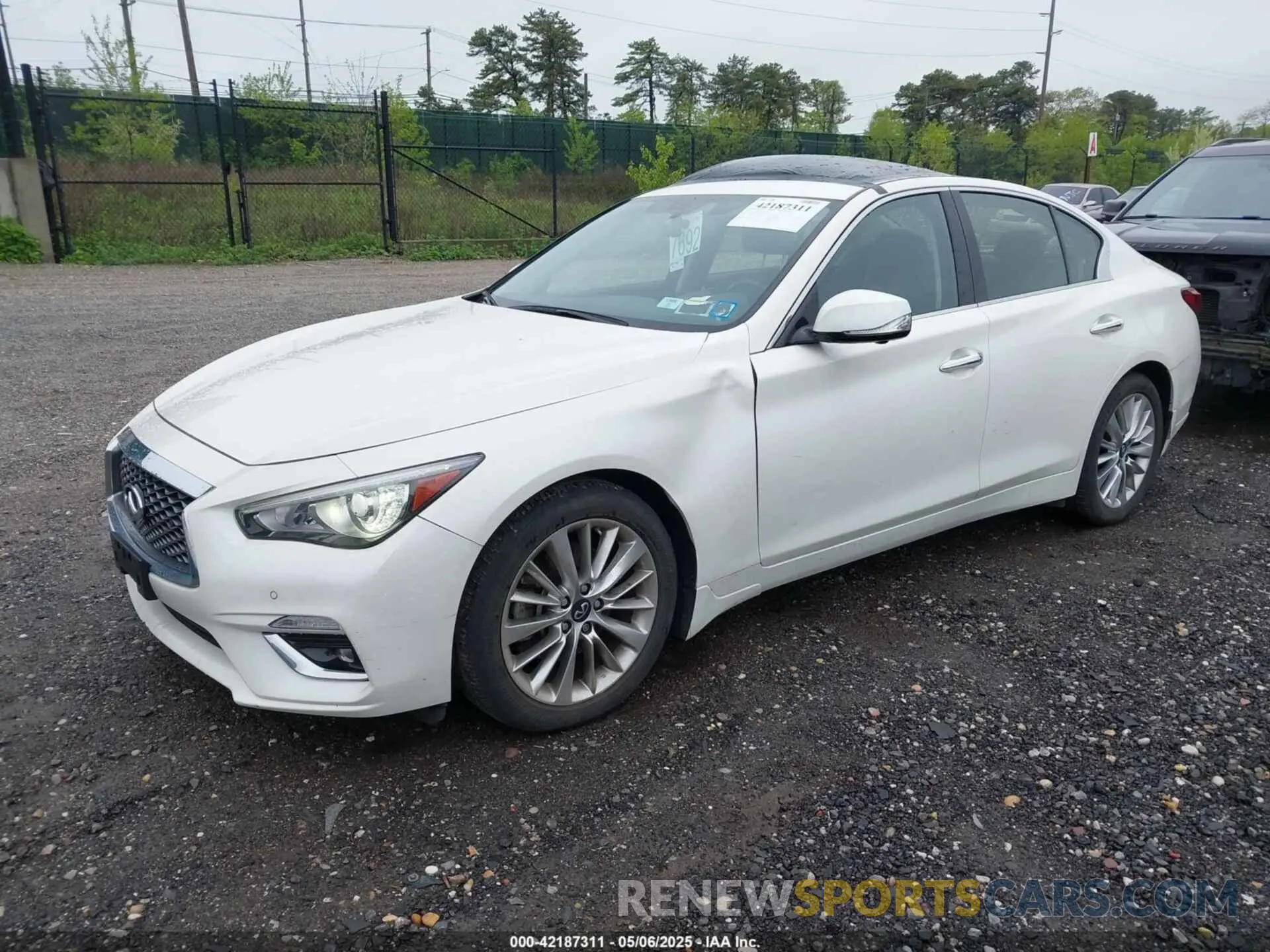 2 fotografías del automóvil dañado JN1EV7BR9MM754382 INFINITI Q50 2021