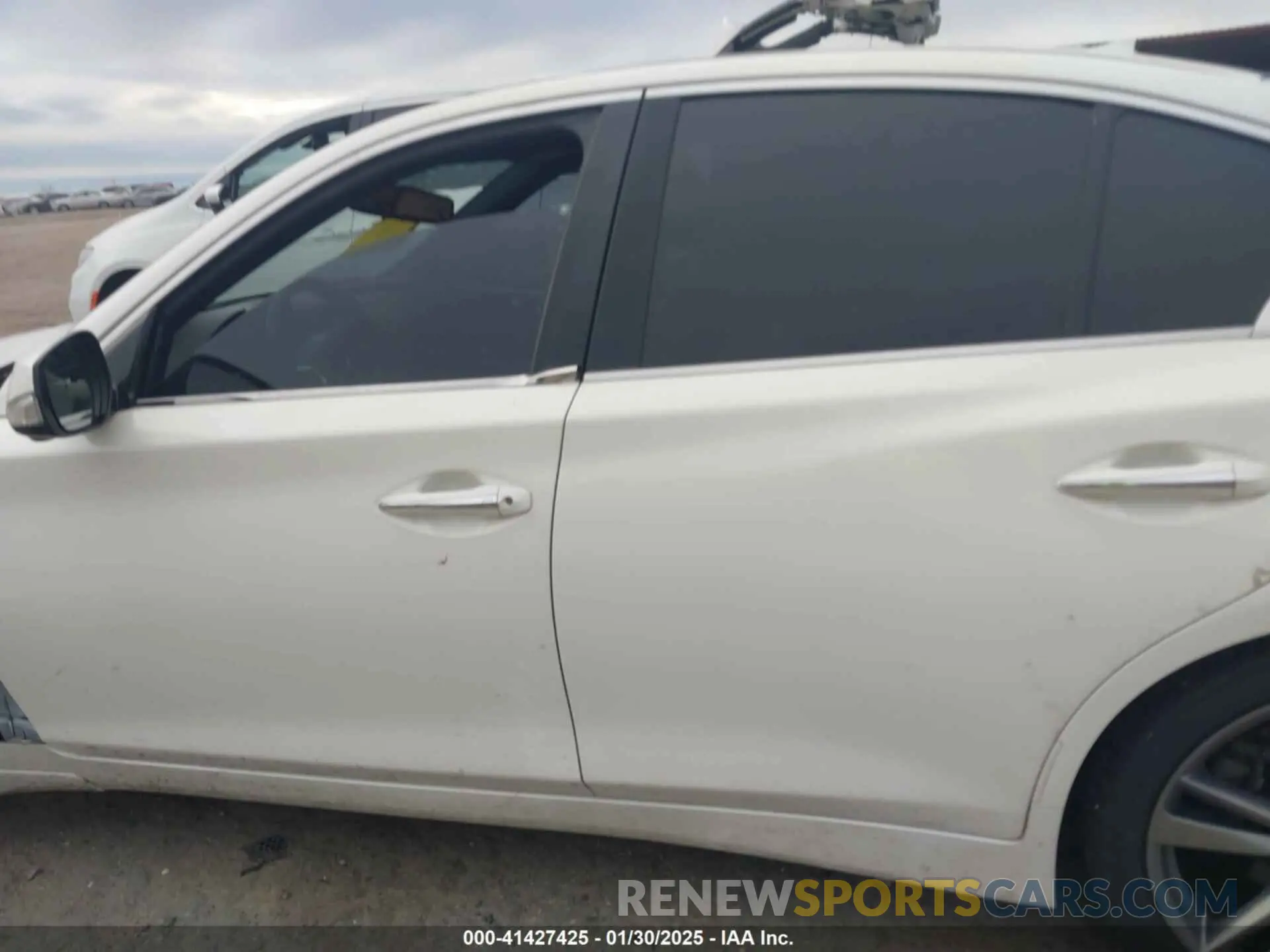 15 fotografías del automóvil dañado JN1EV7CP4MM707726 INFINITI Q50 2021