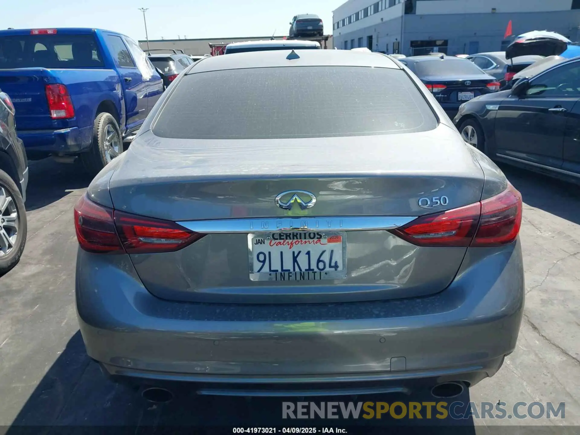 16 fotografías del automóvil dañado JN1EV7CP9MM702179 INFINITI Q50 2021