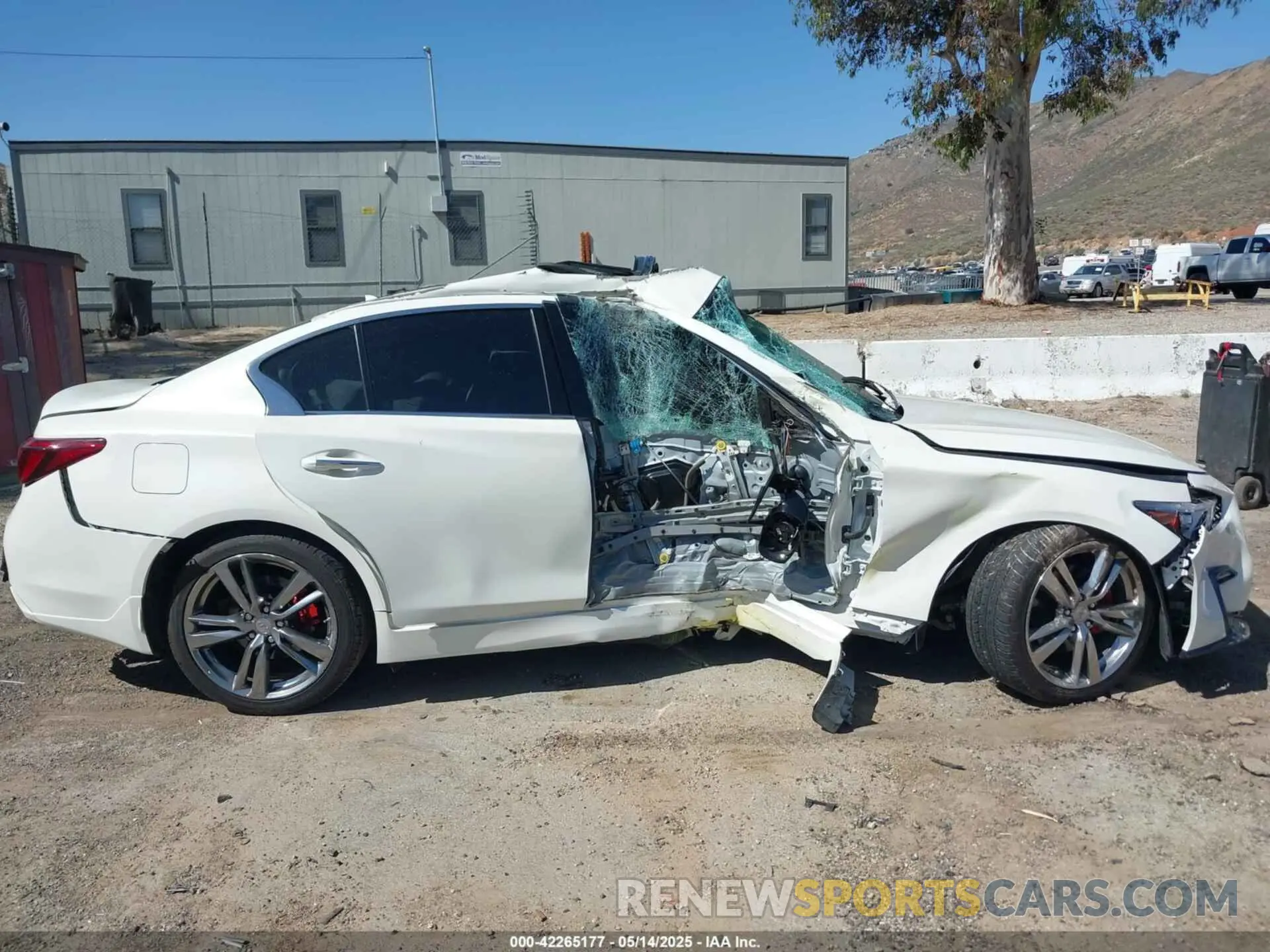 12 fotografías del automóvil dañado JN1EV7CPXMM706094 INFINITI Q50 2021