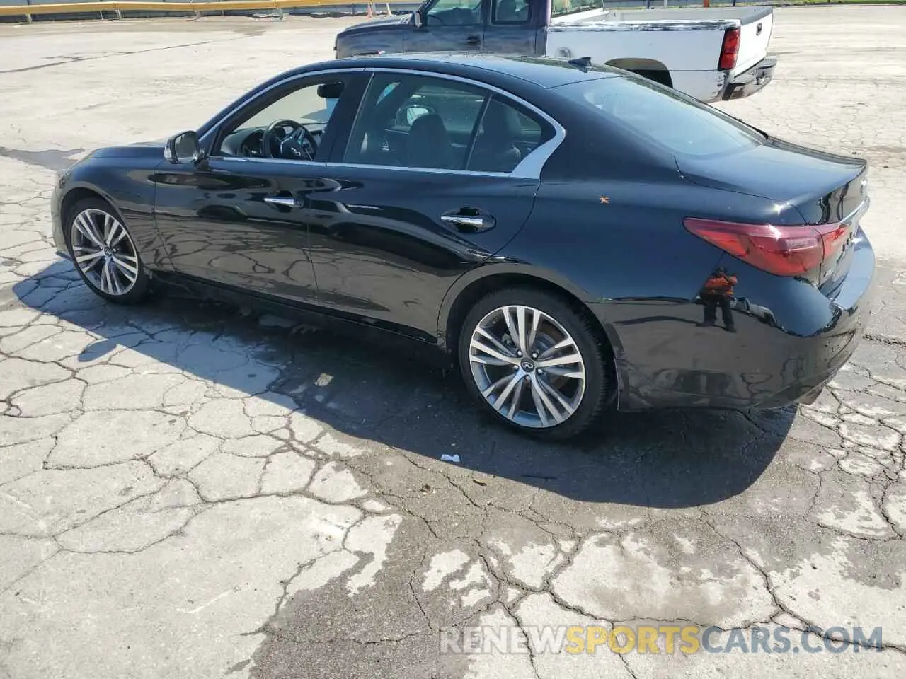 2 fotografías del automóvil dañado JN1EV7CR6MM752944 INFINITI Q50 2021