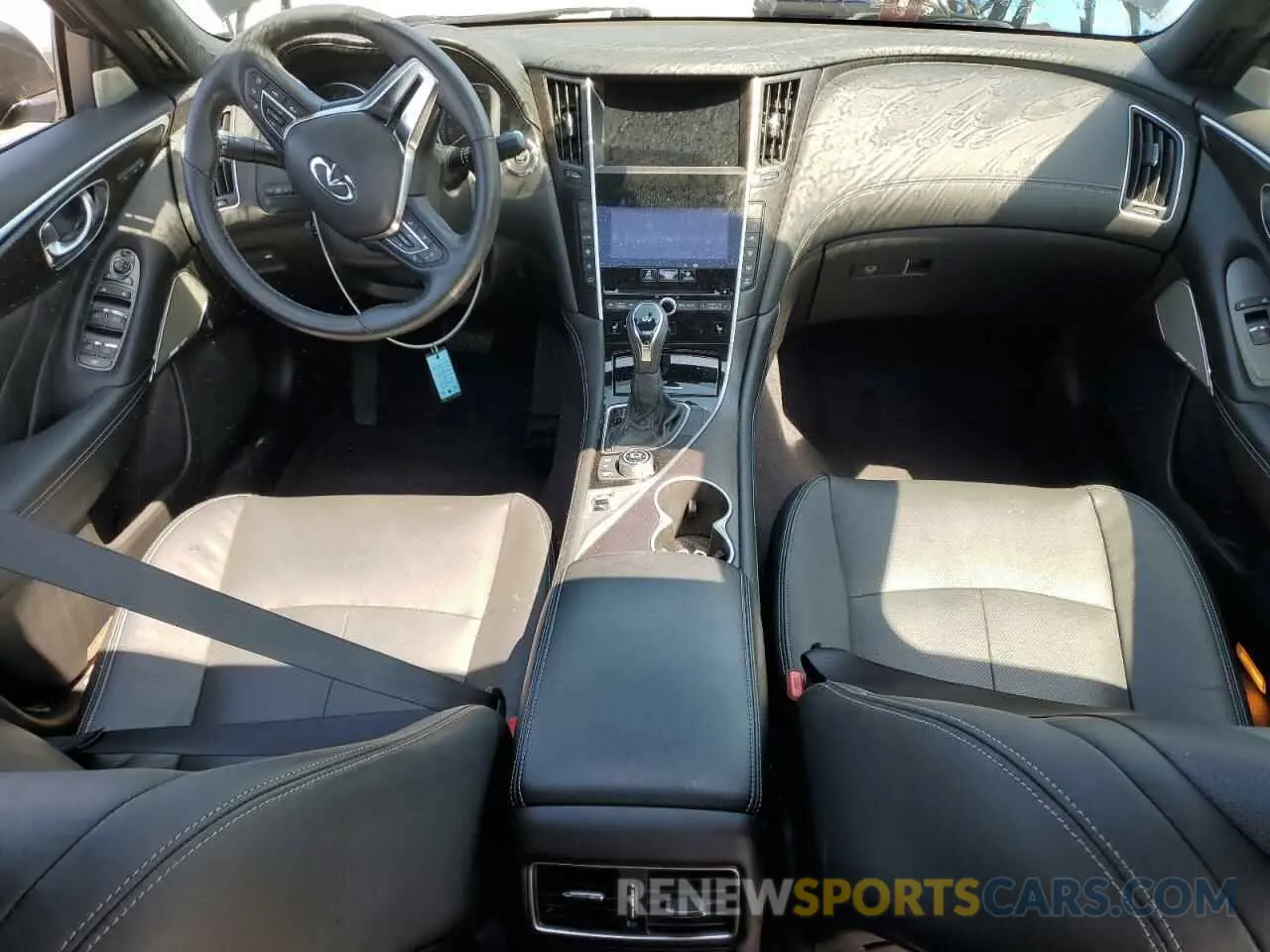 8 fotografías del automóvil dañado JN1EV7CR6MM752944 INFINITI Q50 2021