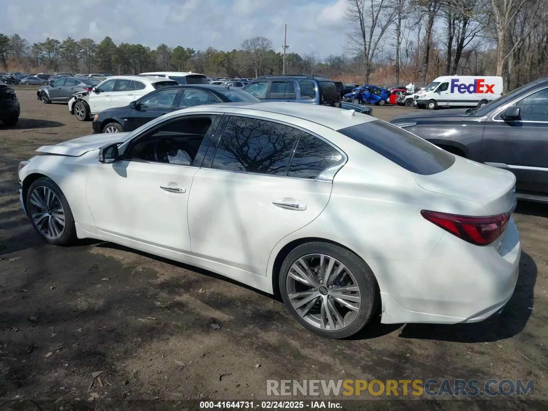 14 fotografías del automóvil dañado JN1EV7CRXMM750159 INFINITI Q50 2021