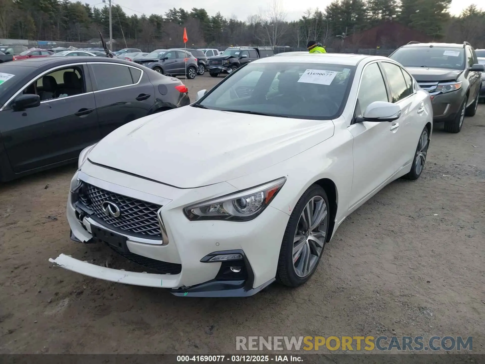 2 fotografías del automóvil dañado JN1EV7CRXMM751800 INFINITI Q50 2021