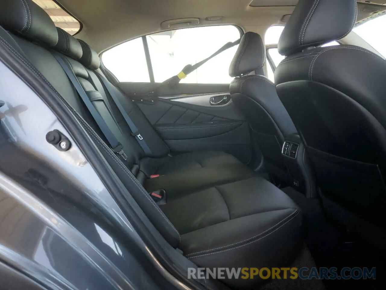 11 fotografías del automóvil dañado JN1EV7BP1NM310610 INFINITI Q50 2022