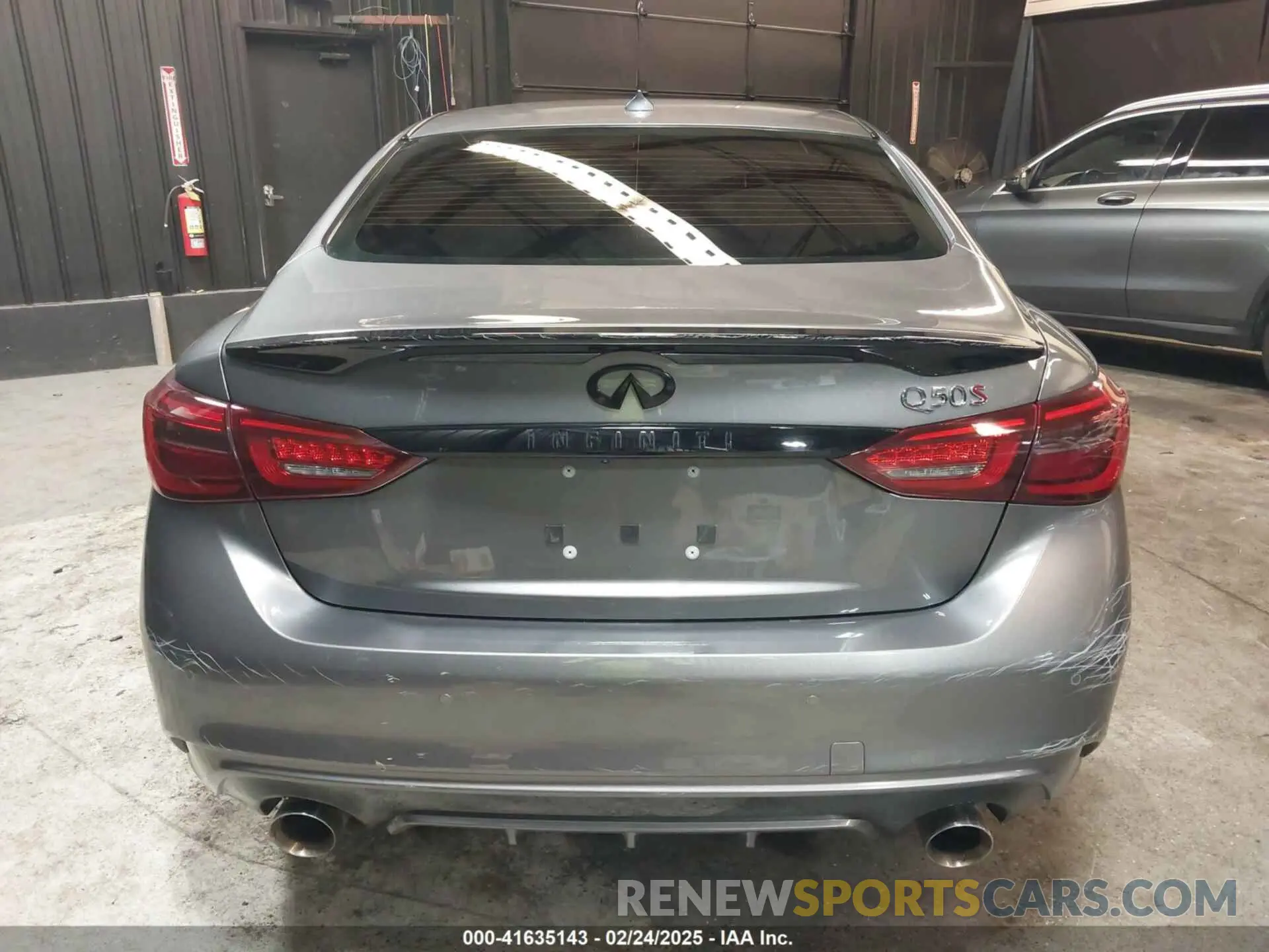 17 fotografías del automóvil dañado JN1FV7DR9NM390385 INFINITI Q50 2022