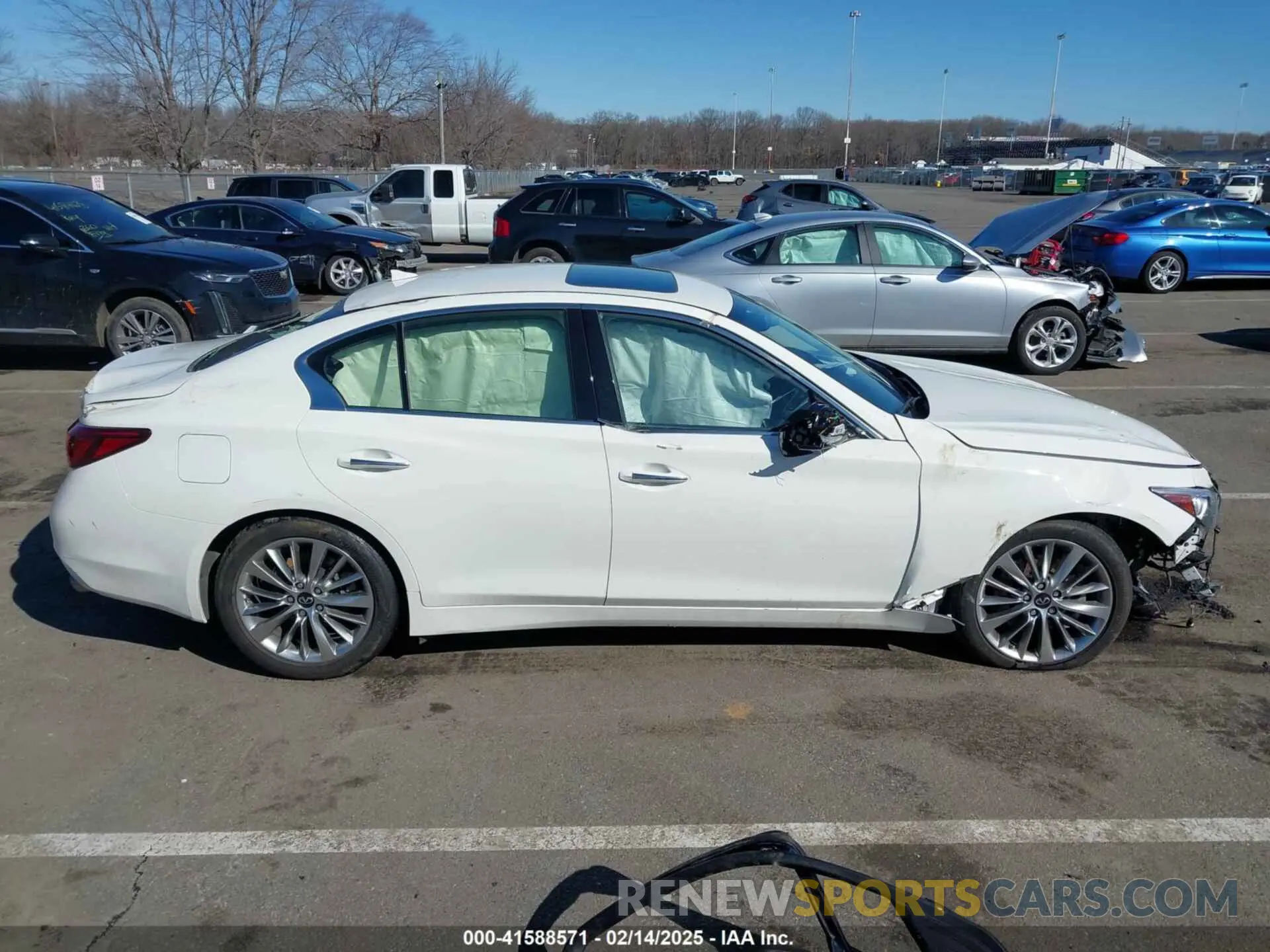 13 fotografías del automóvil dañado JN1EV7BRXPM542112 INFINITI Q50 2023