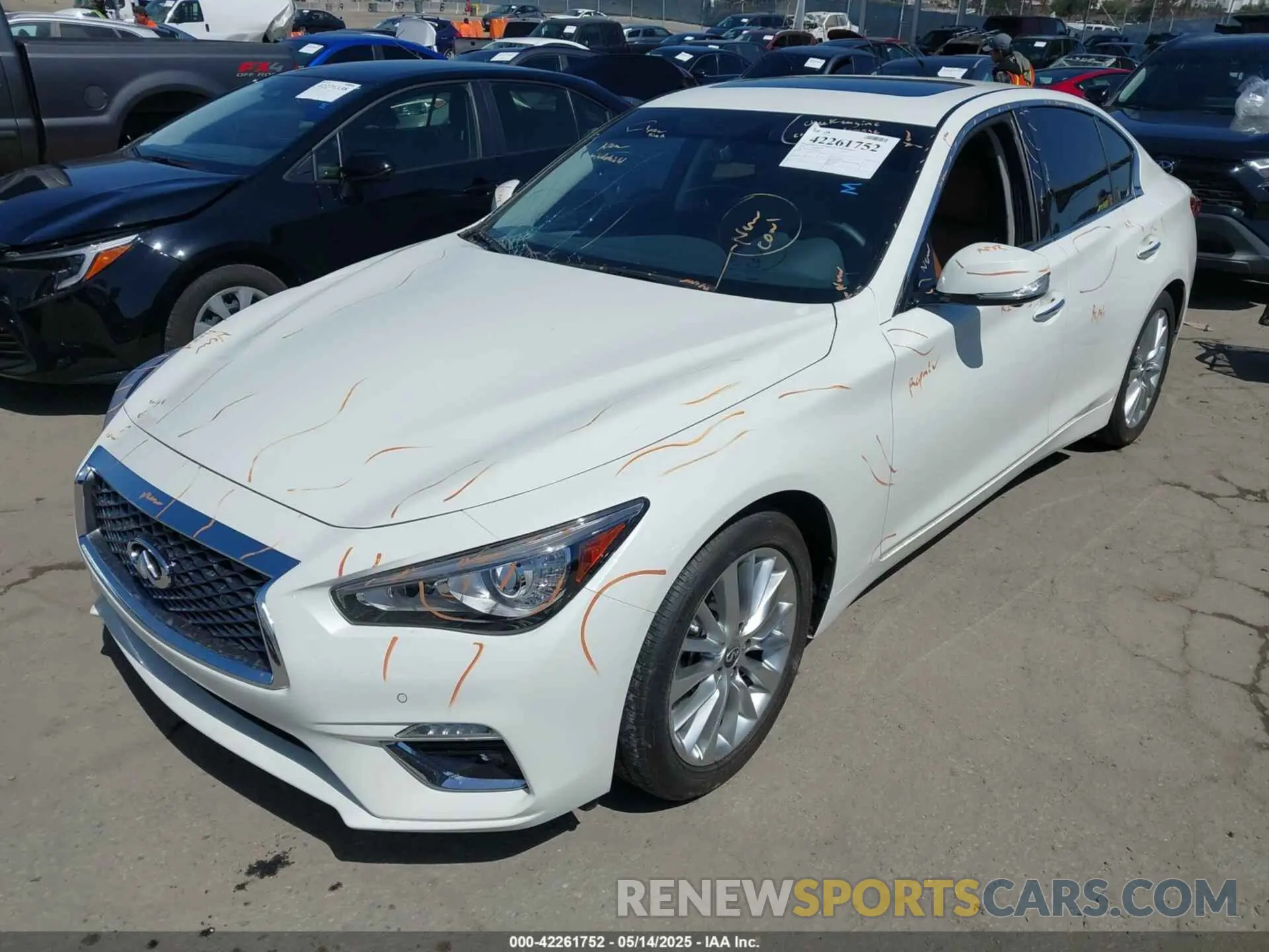 2 fotografías del automóvil dañado JN1EV7BP5RM601925 INFINITI Q50 2024