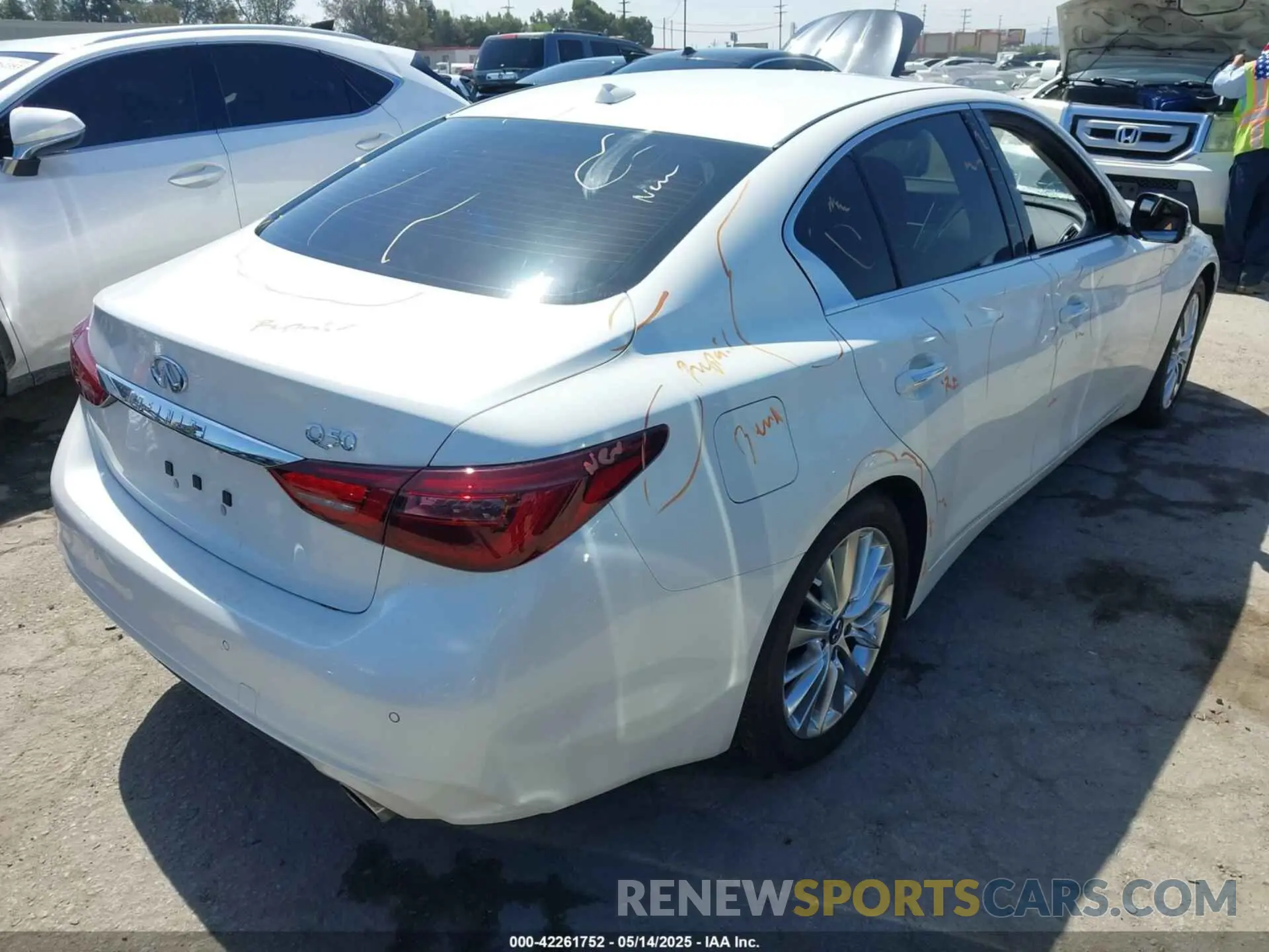 4 fotografías del automóvil dañado JN1EV7BP5RM601925 INFINITI Q50 2024