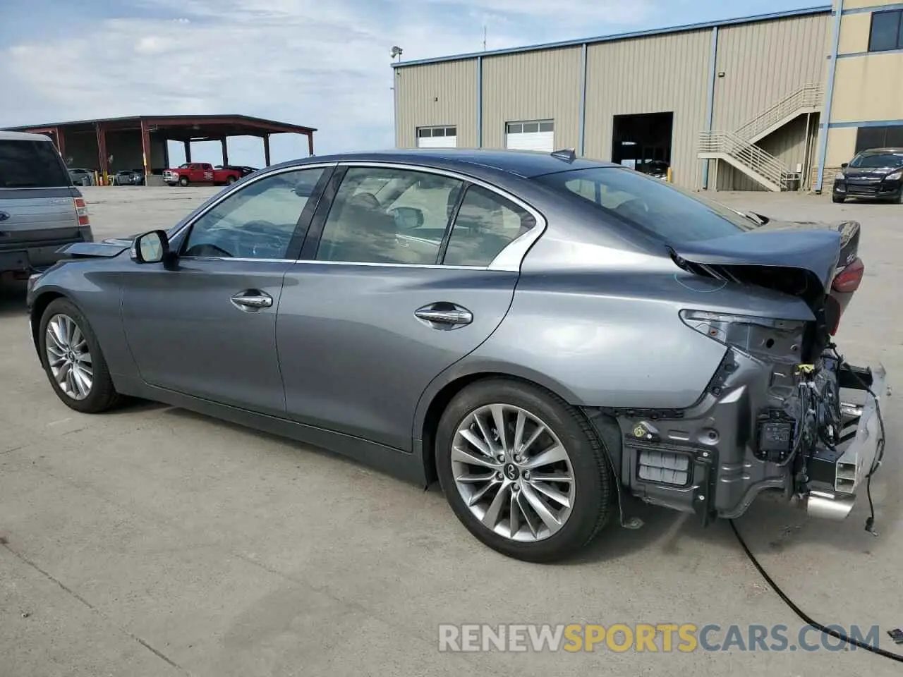 2 fotografías del automóvil dañado JN1EV7BP8RM600834 INFINITI Q50 2024