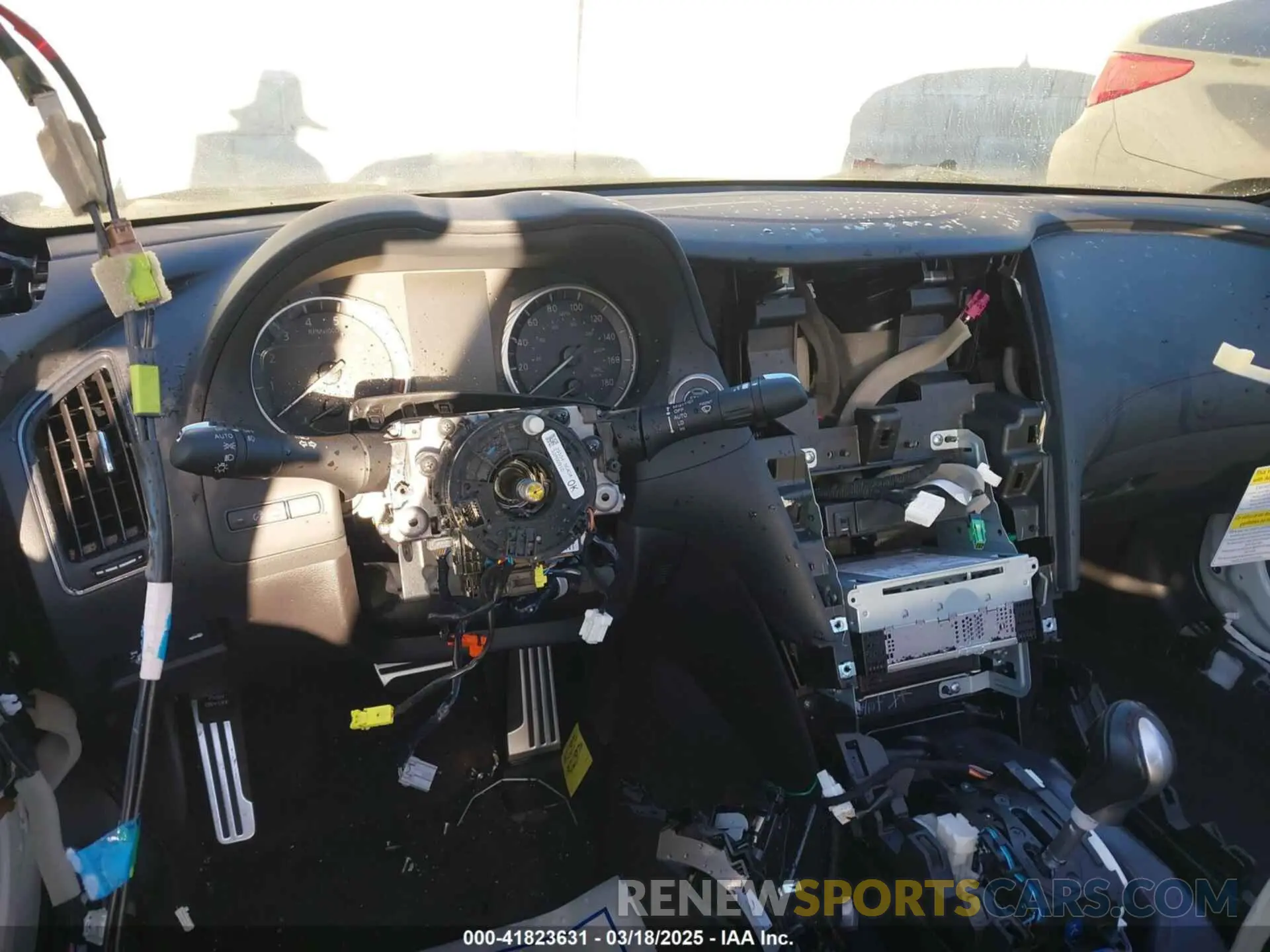 17 fotografías del automóvil dañado JN1FV7DP5RM660538 INFINITI Q50 2024